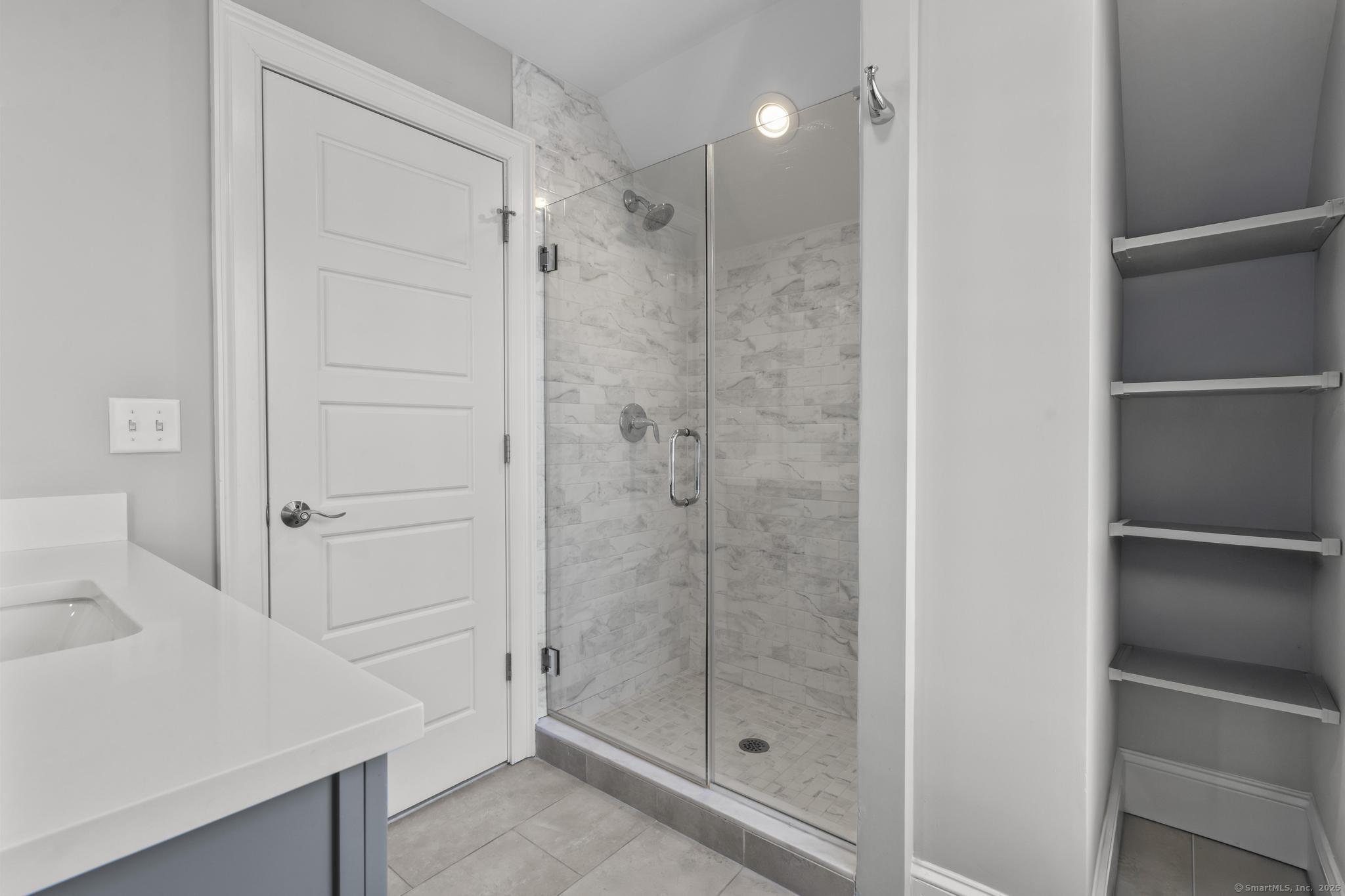 115 Colonial Road 65