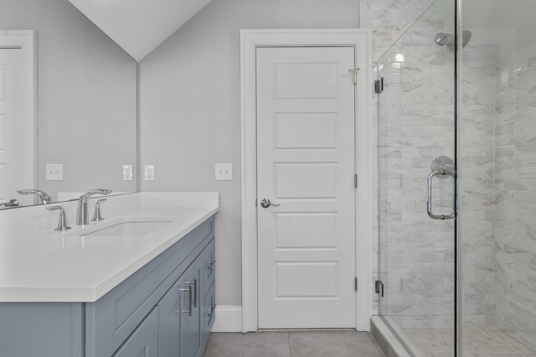 115 Colonial Road 65