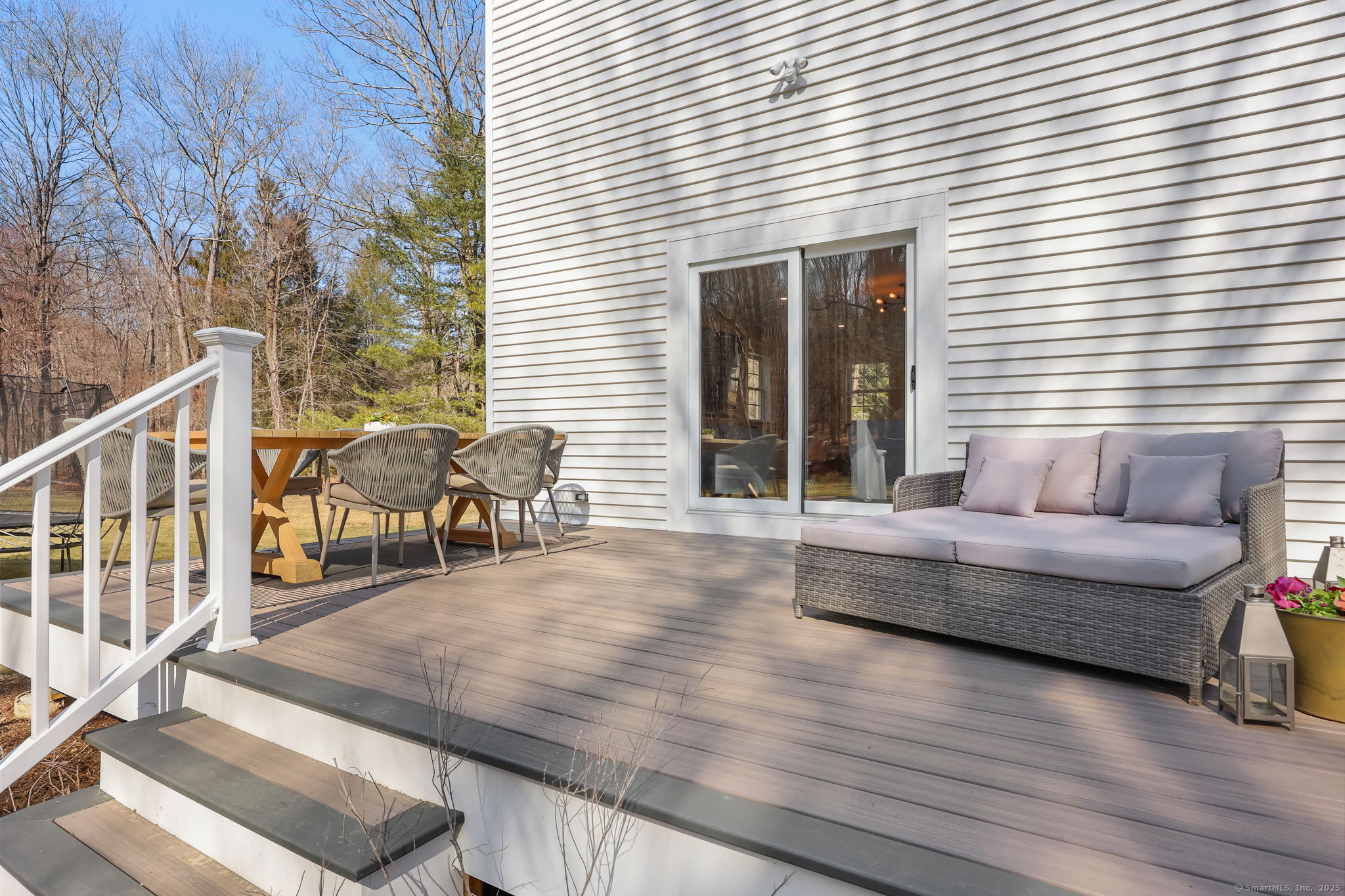 33 Great Meadow Road