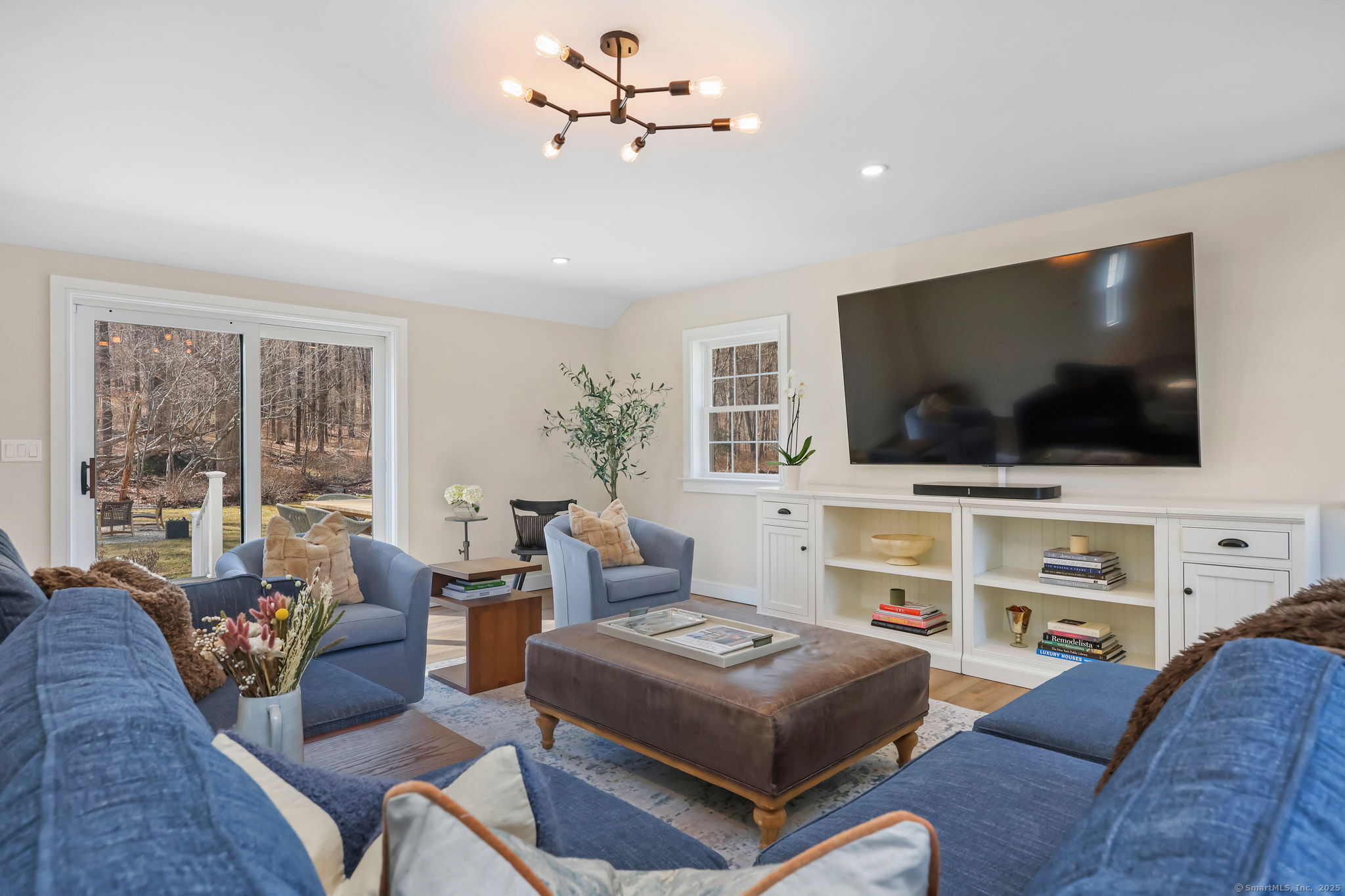 33 Great Meadow Road