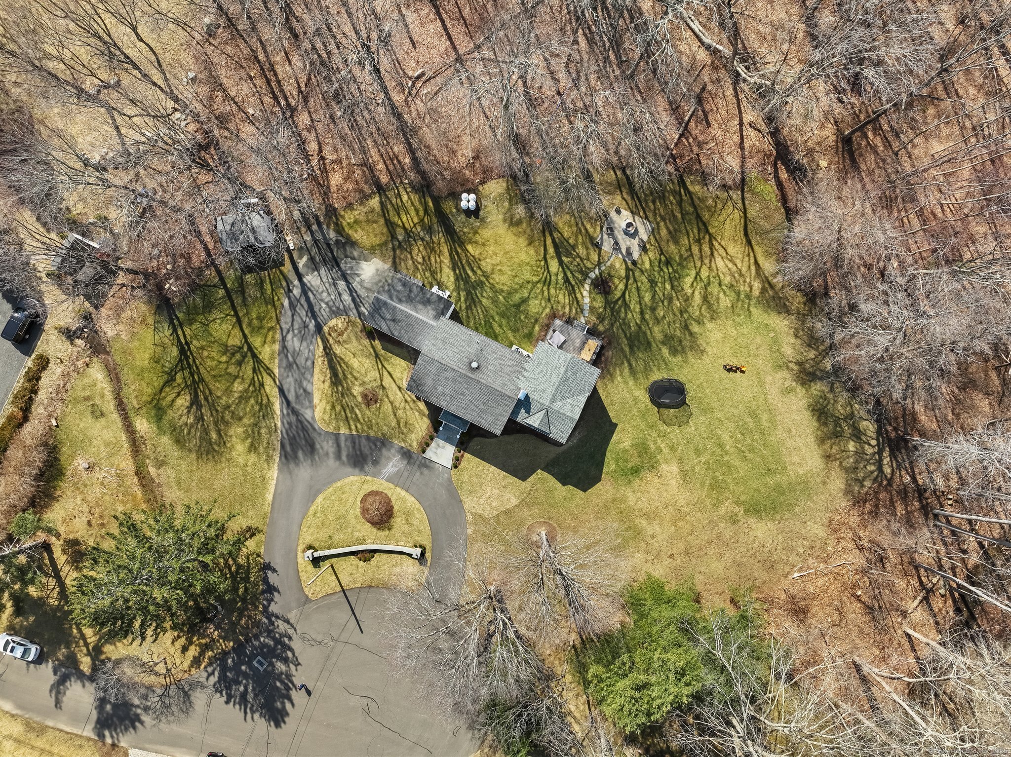 33 Great Meadow Road