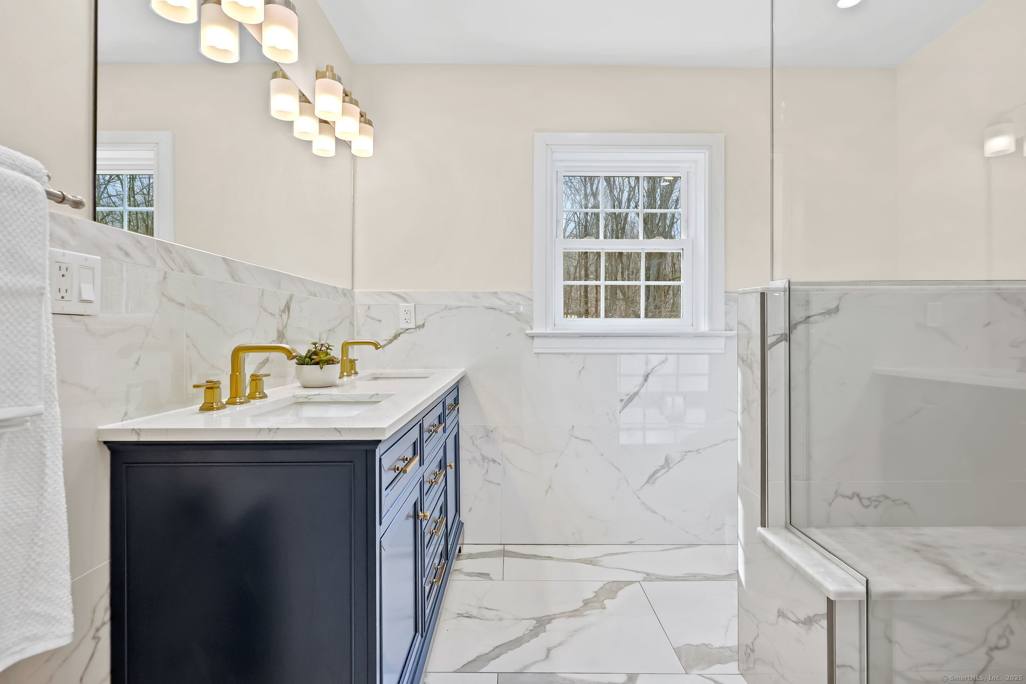 33 Great Meadow Road