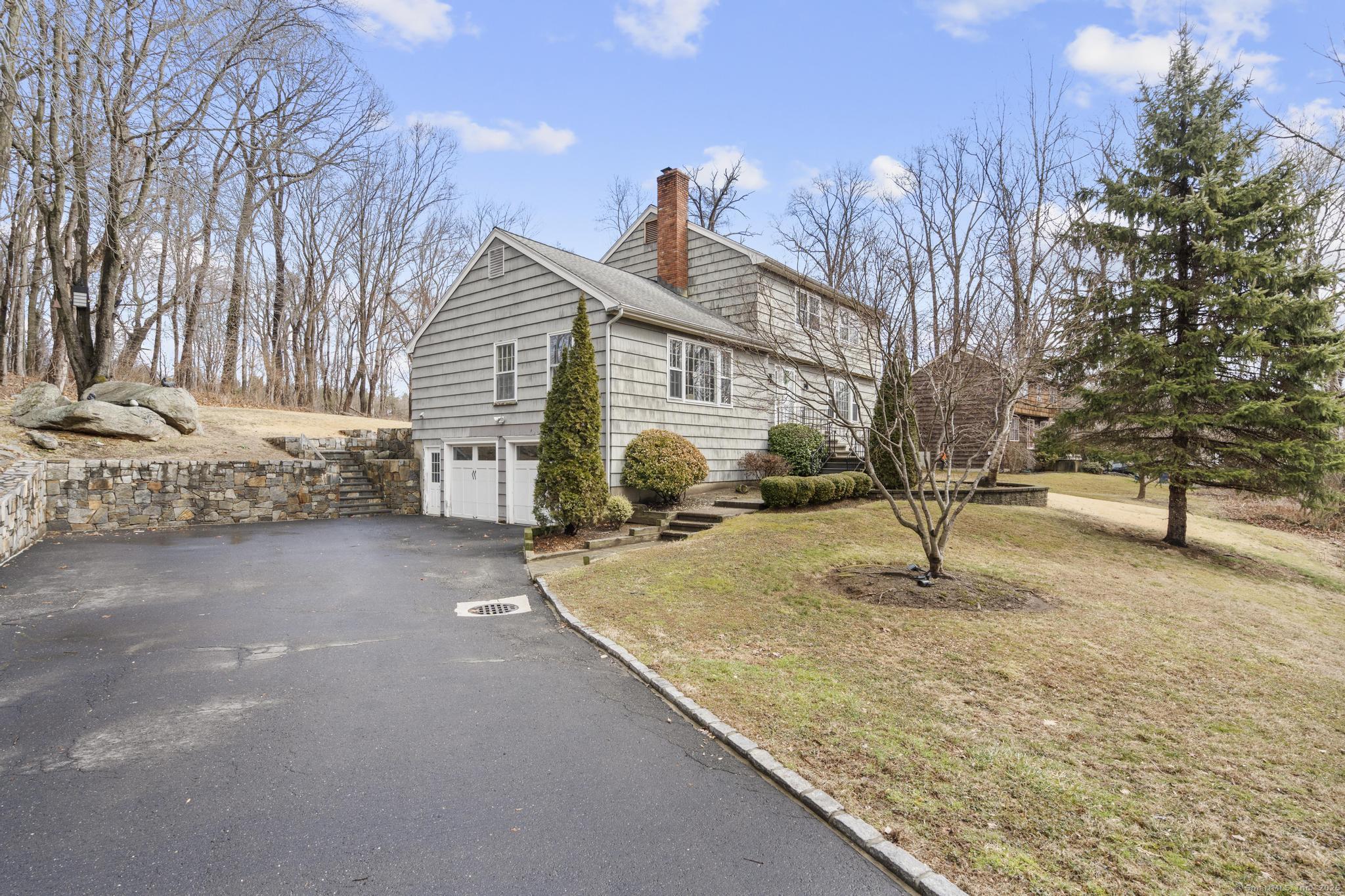 39 Rocky Ridge Drive