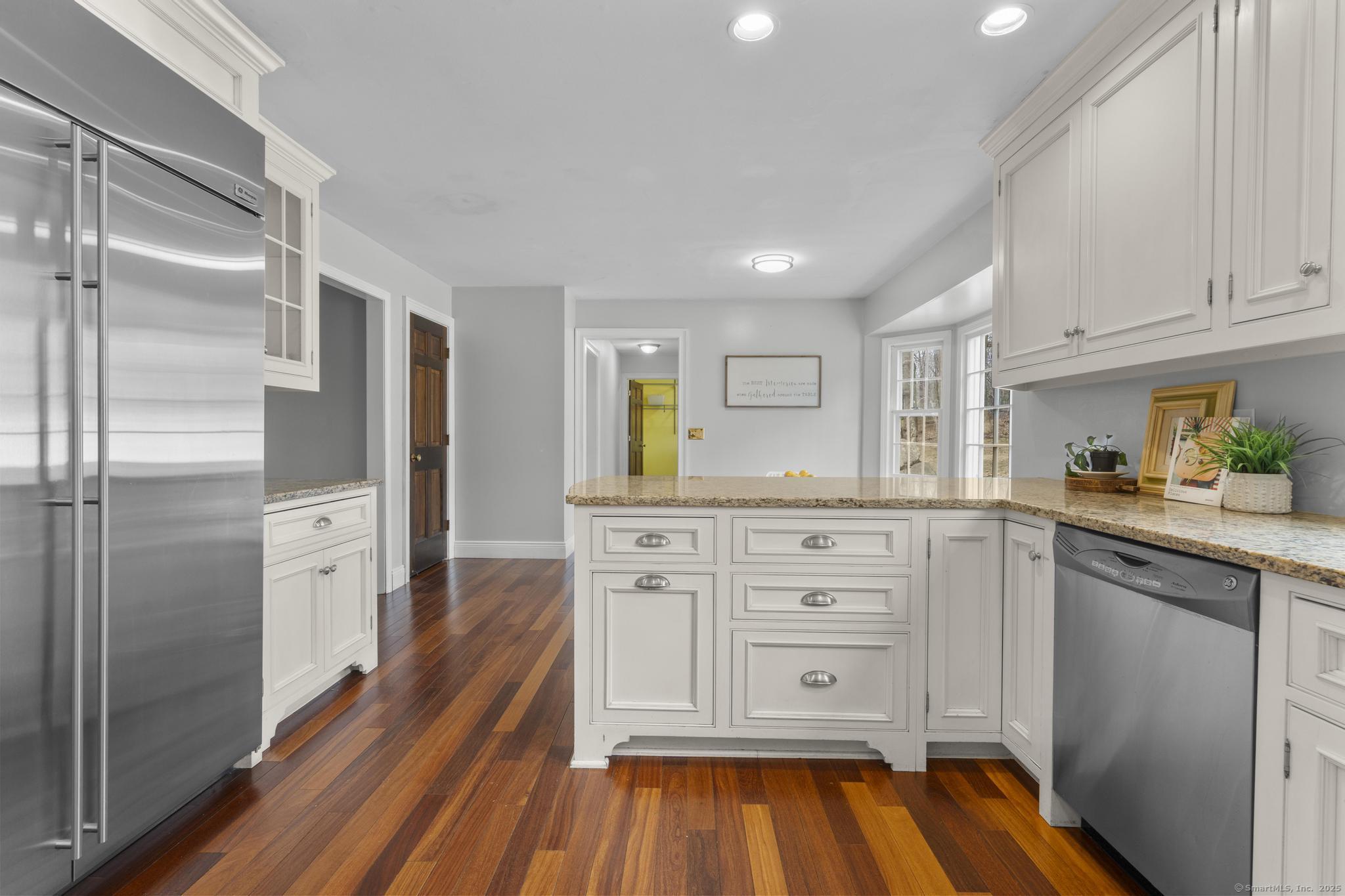 39 Rocky Ridge Drive