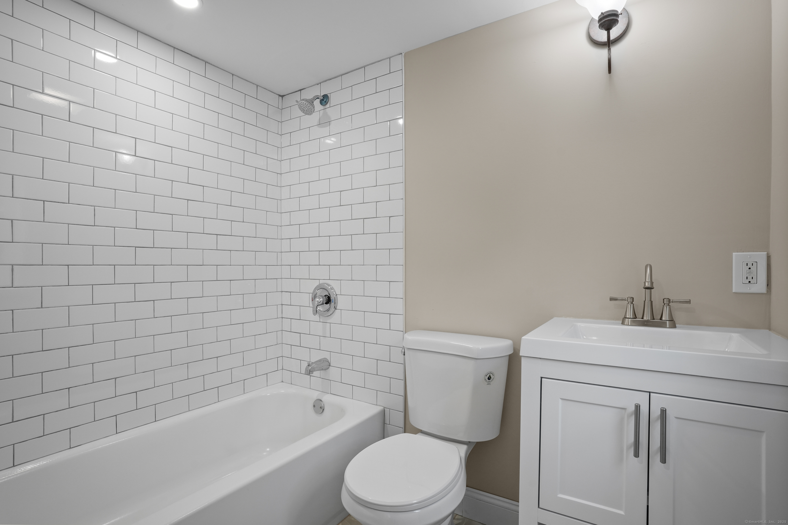 259 White Plains Road