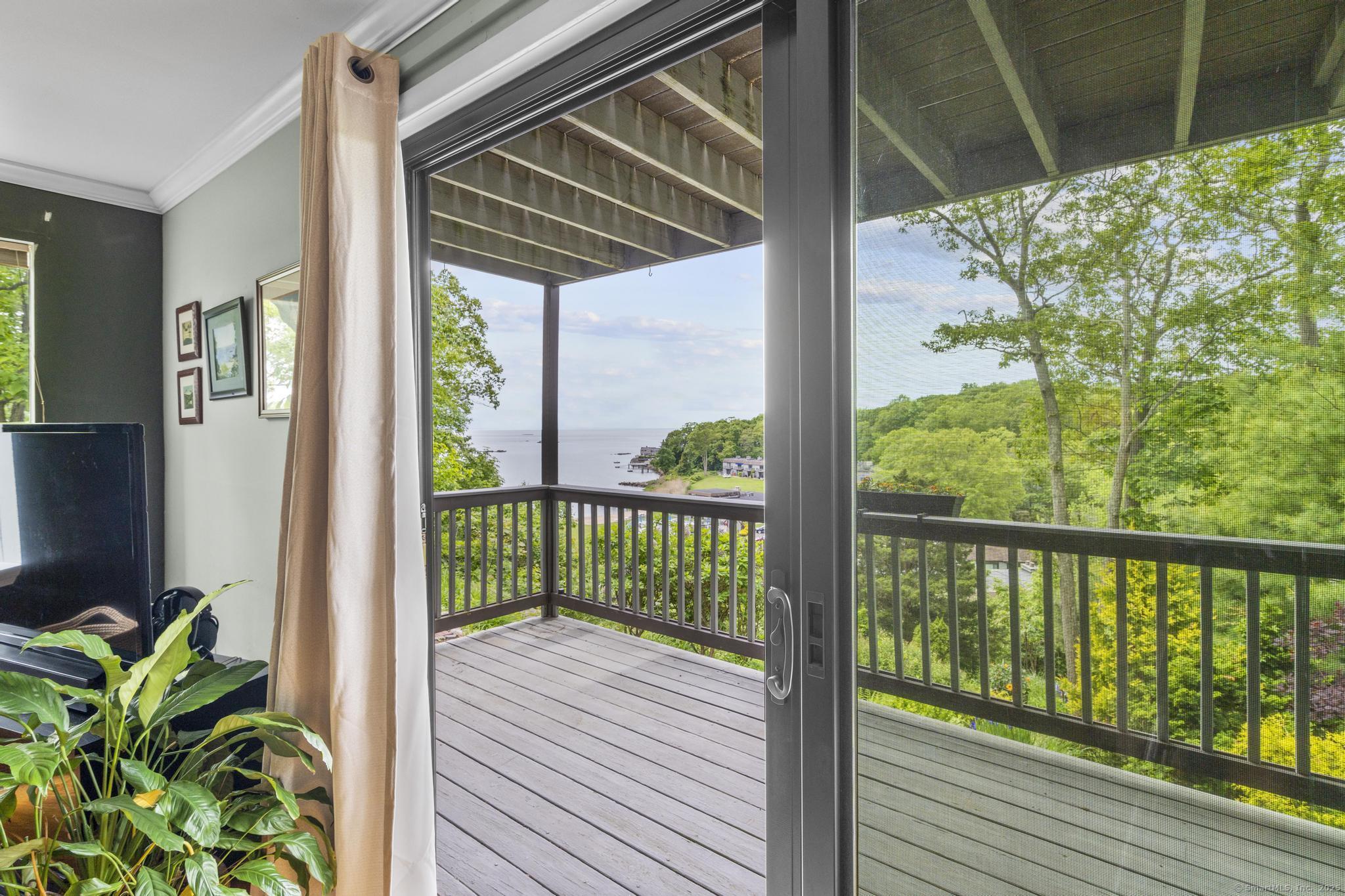 24 Harbour Village A