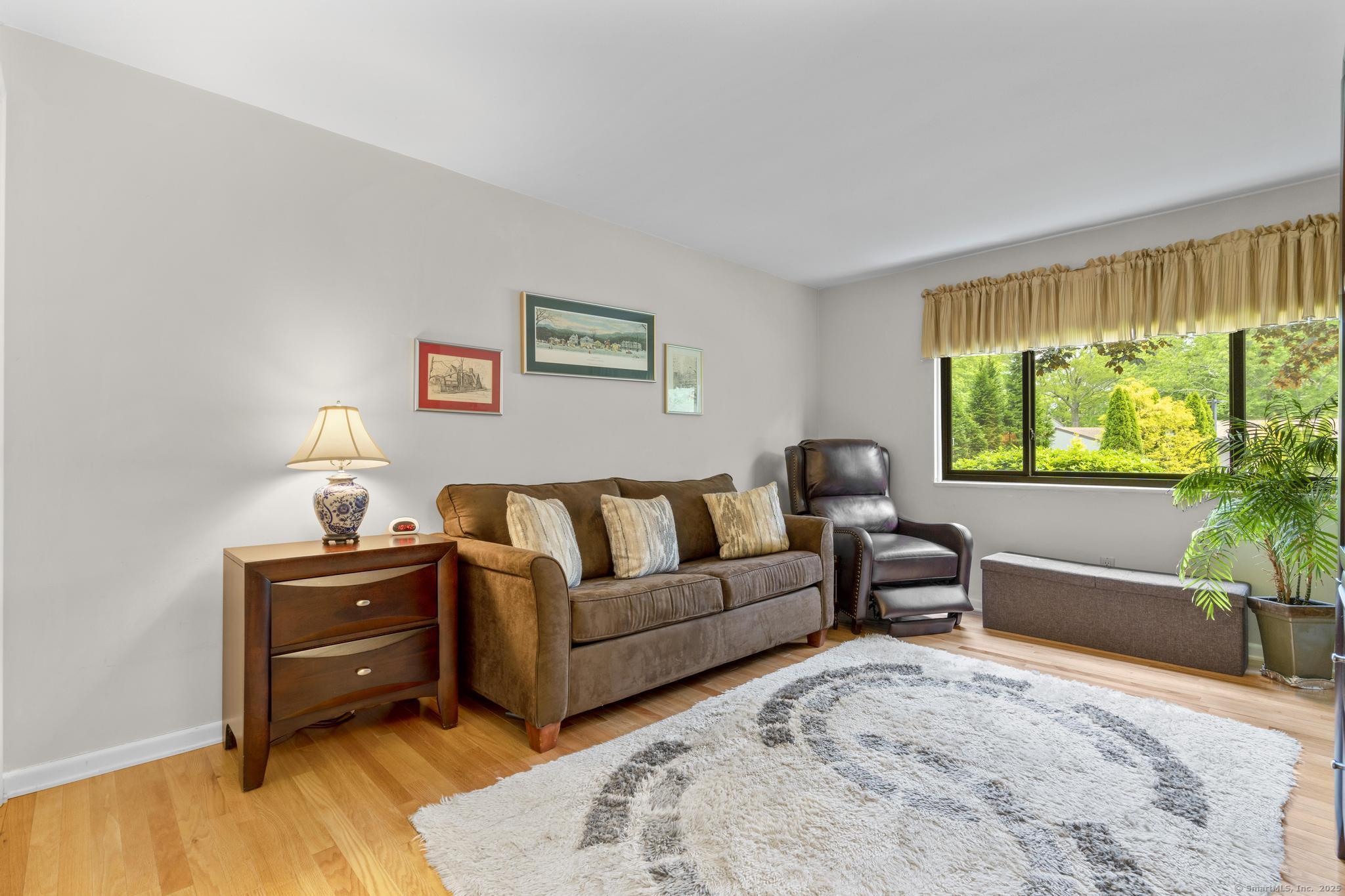 24 Harbour Village A