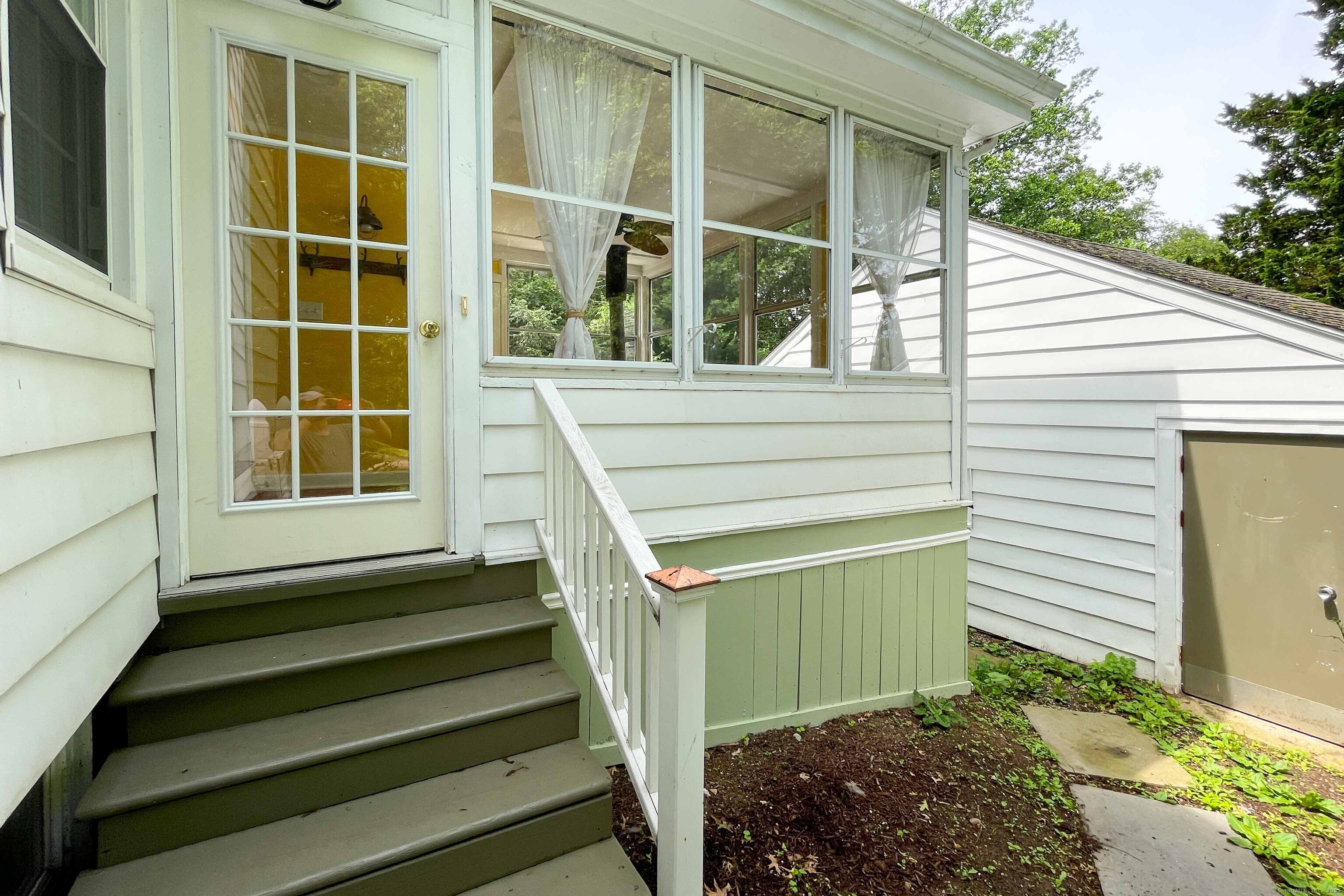 200 Hemlock Road