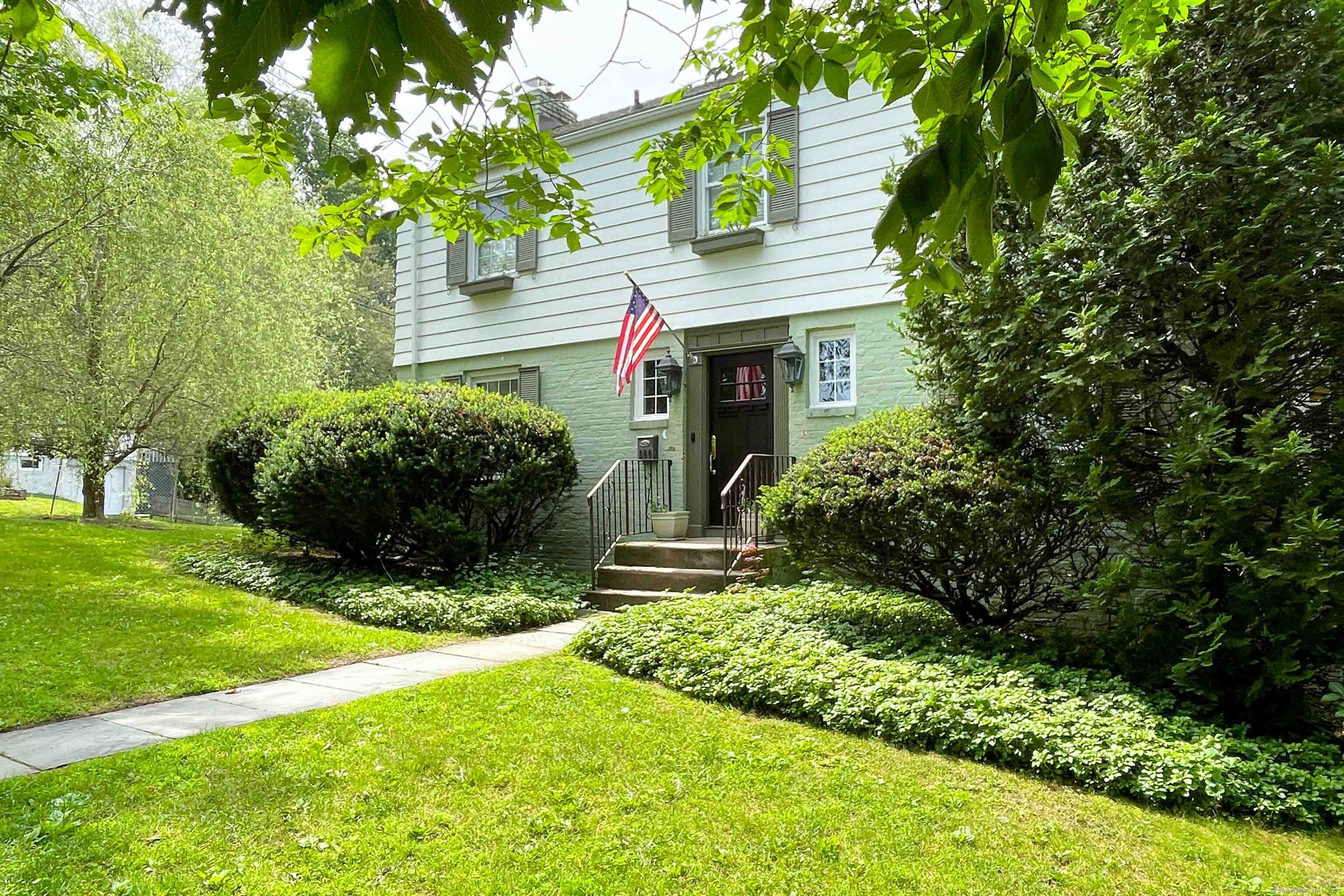 200 Hemlock Road