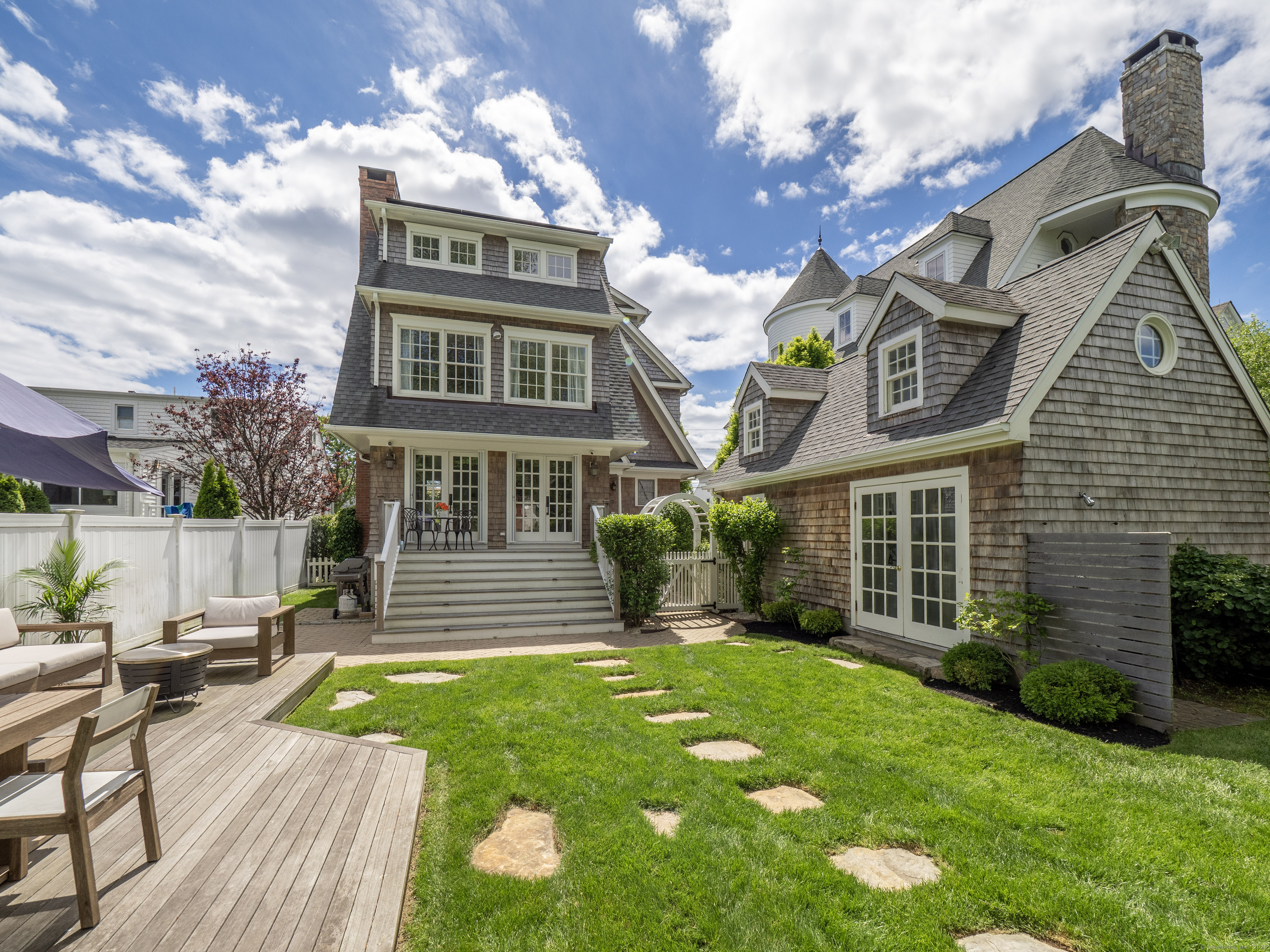 275 Lalley Boulevard