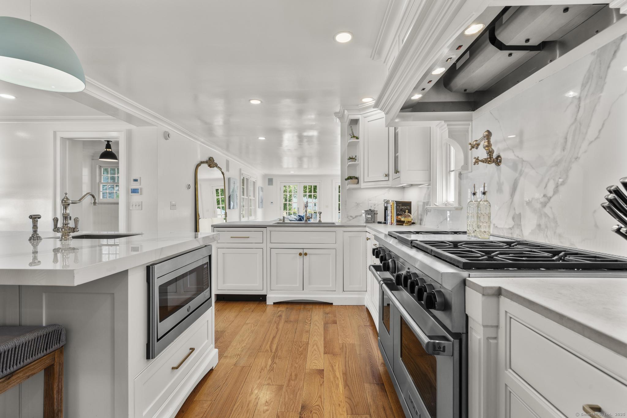 275 Lalley Boulevard