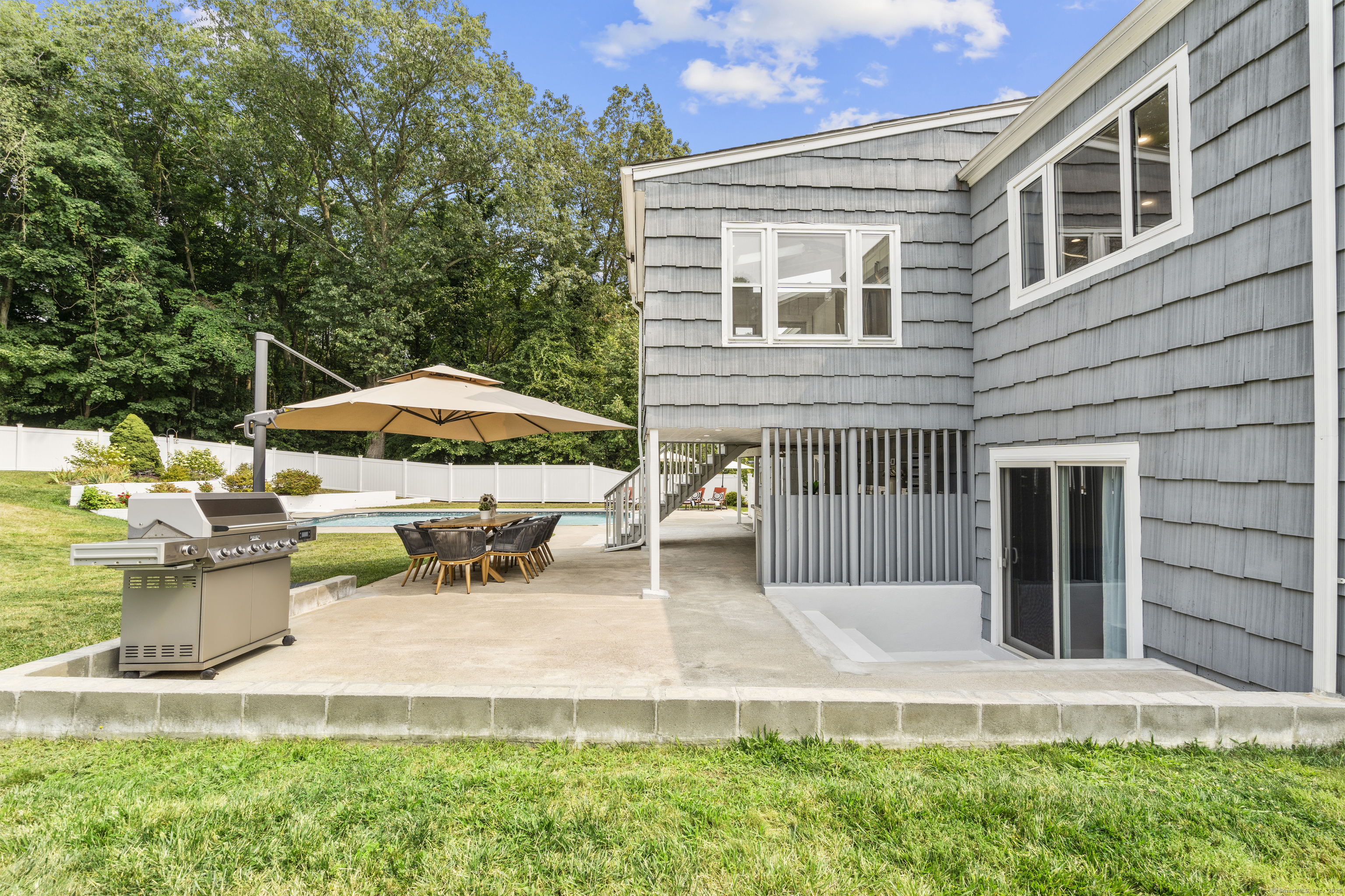 16 Camelot Drive