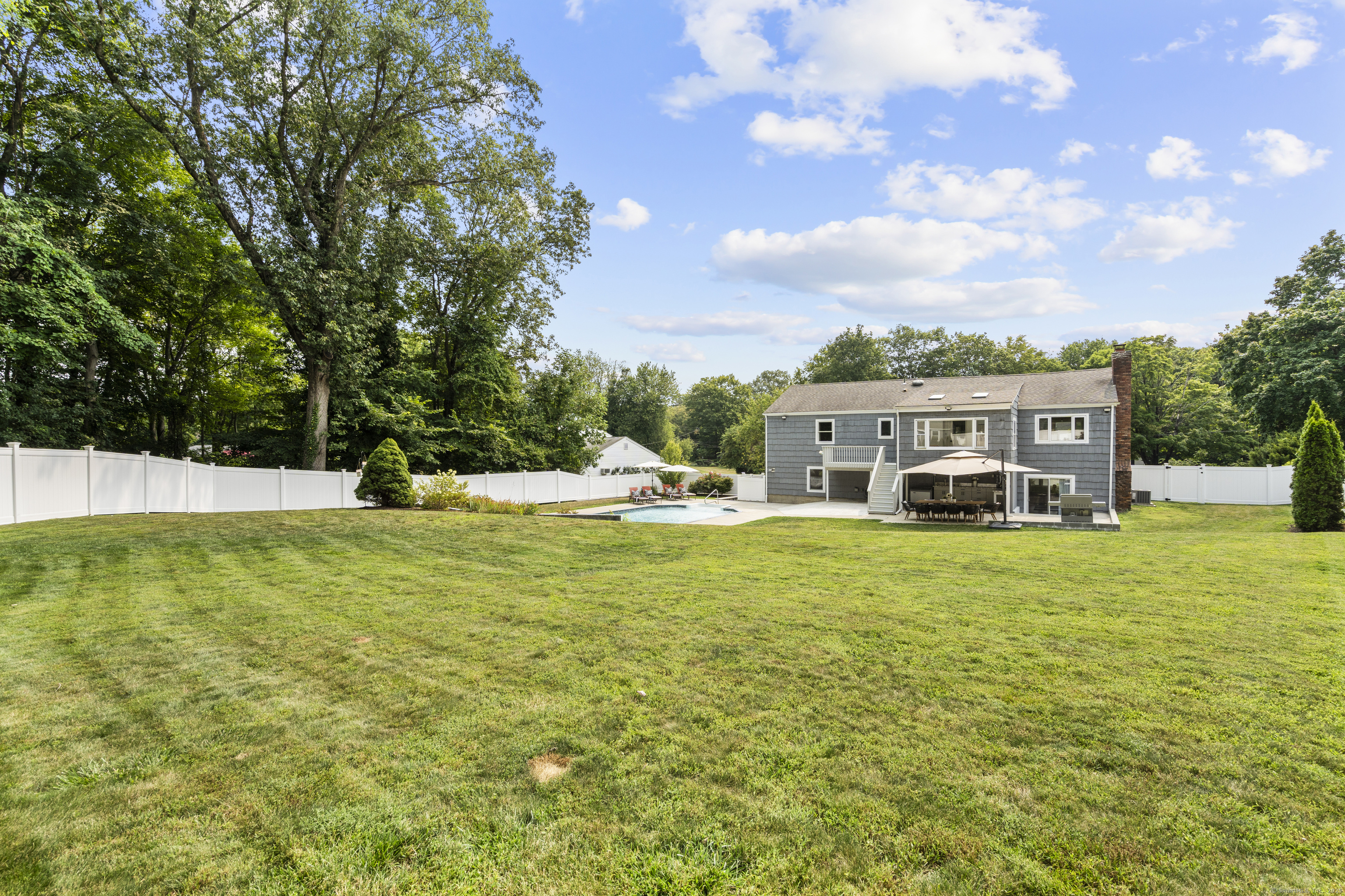 16 Camelot Drive