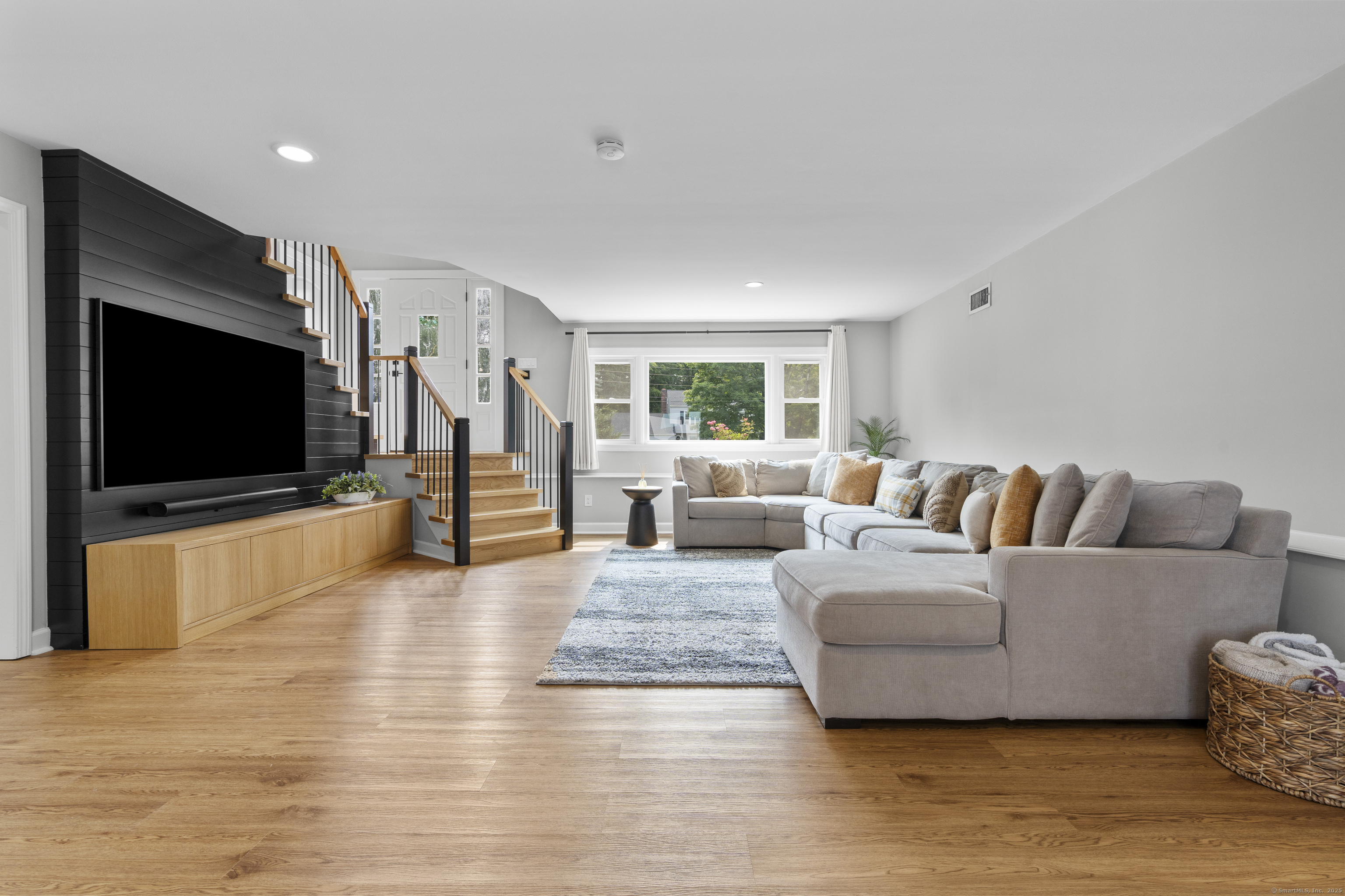16 Camelot Drive