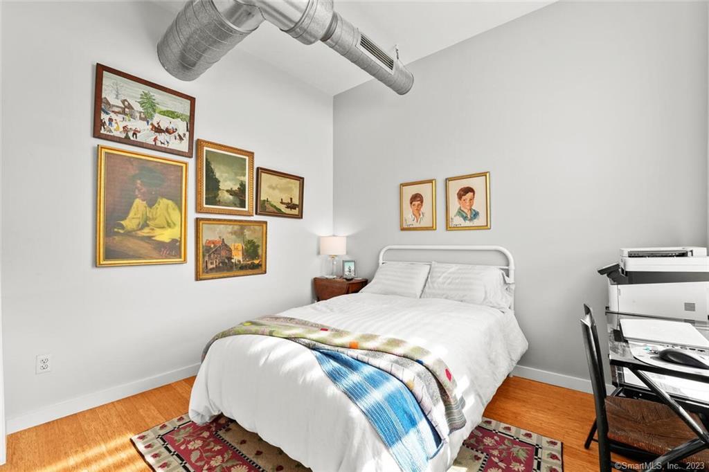 881 Lafayette Boulevard 1D