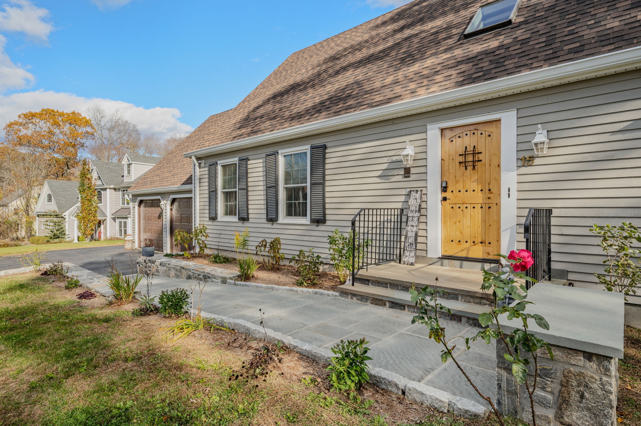 15 Briarwood Drive