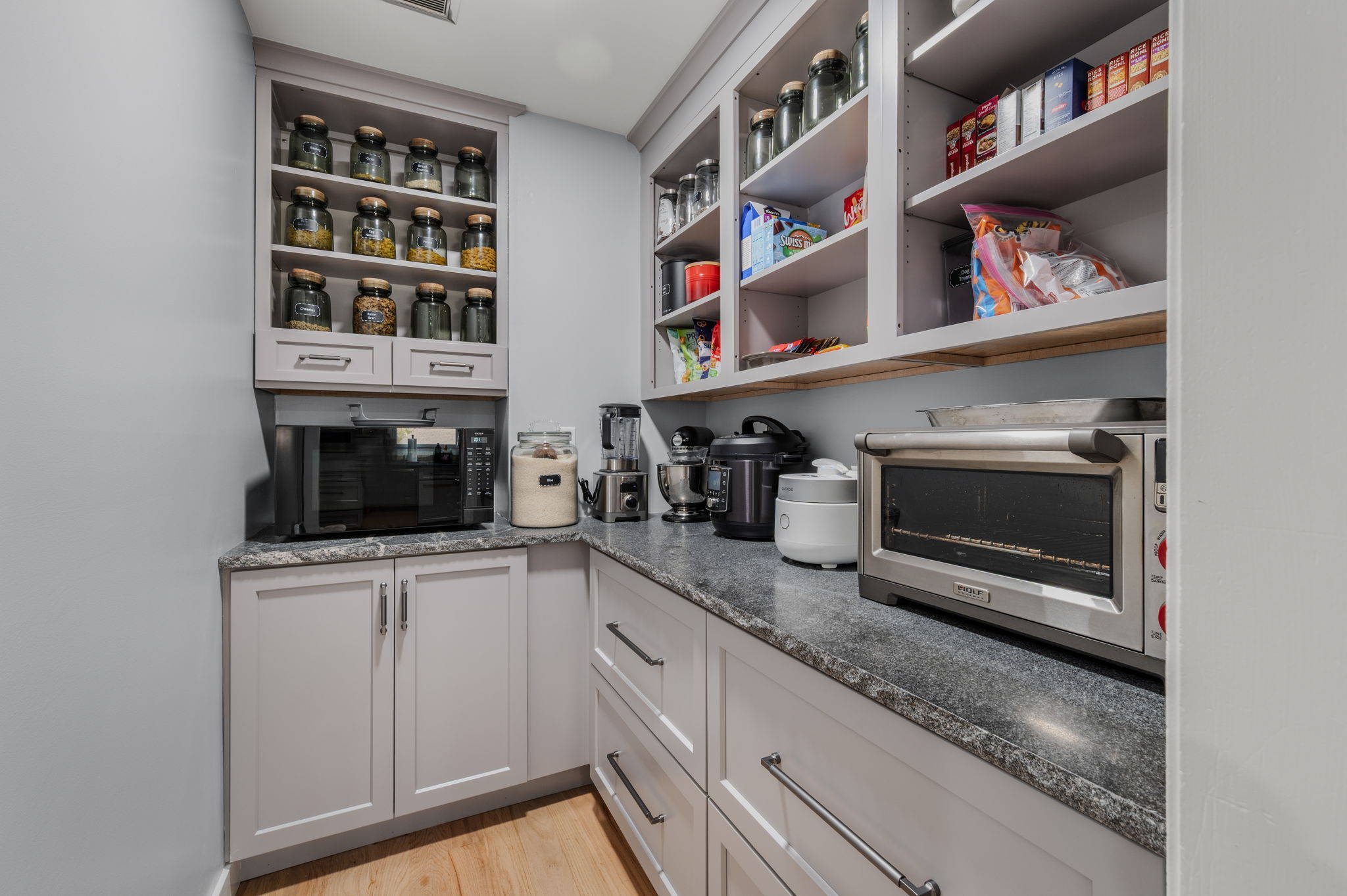 15 Briarwood Drive