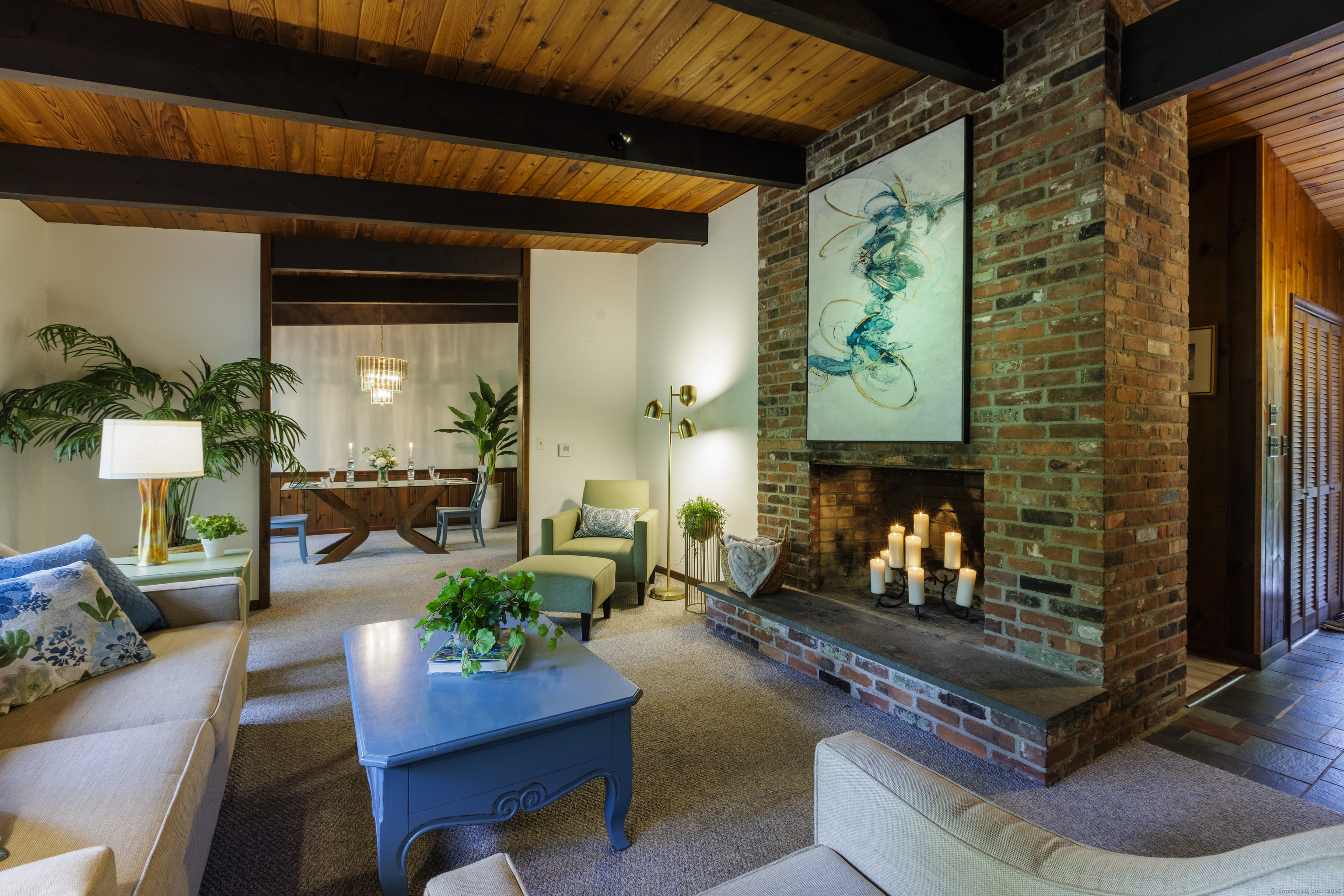 37 Pine Drive