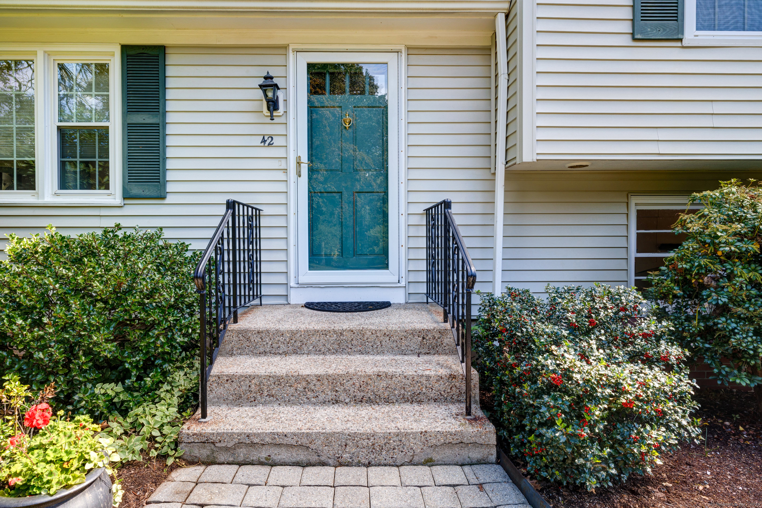 42 Horseshoe Road