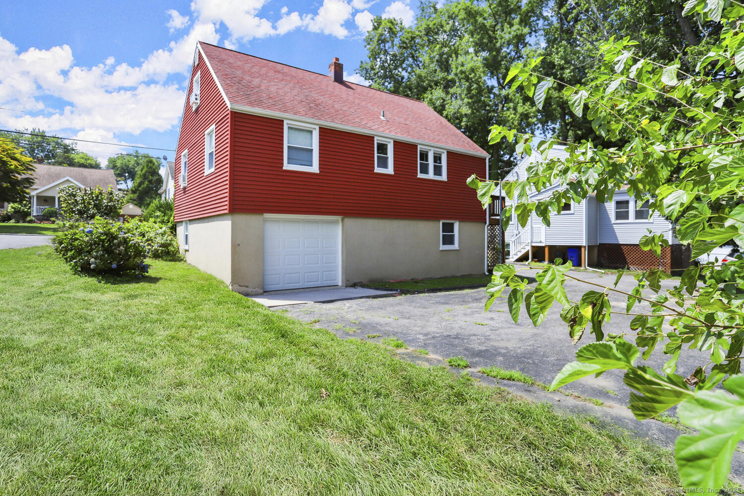 22 Tracey Street