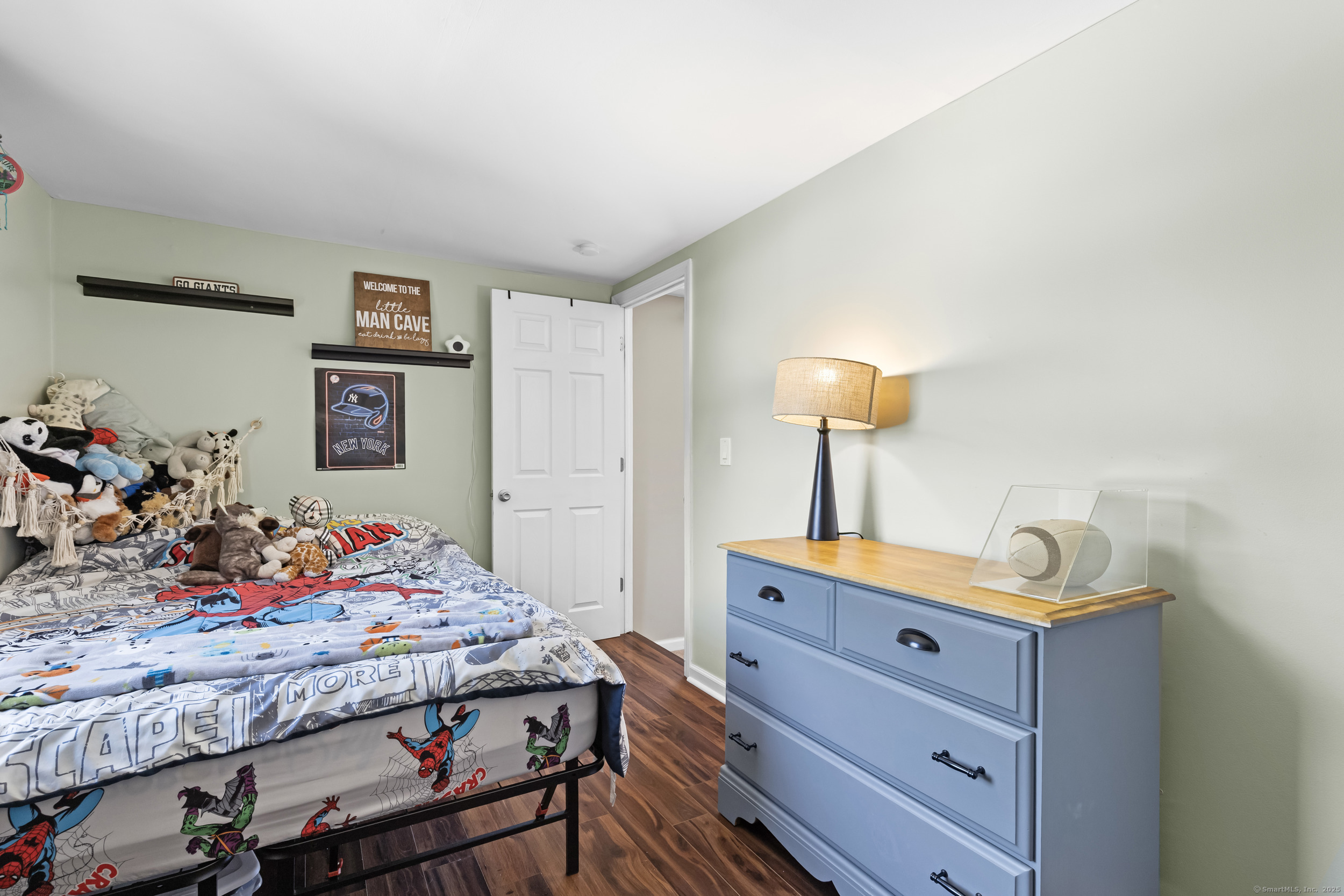 9 Mayflower Court