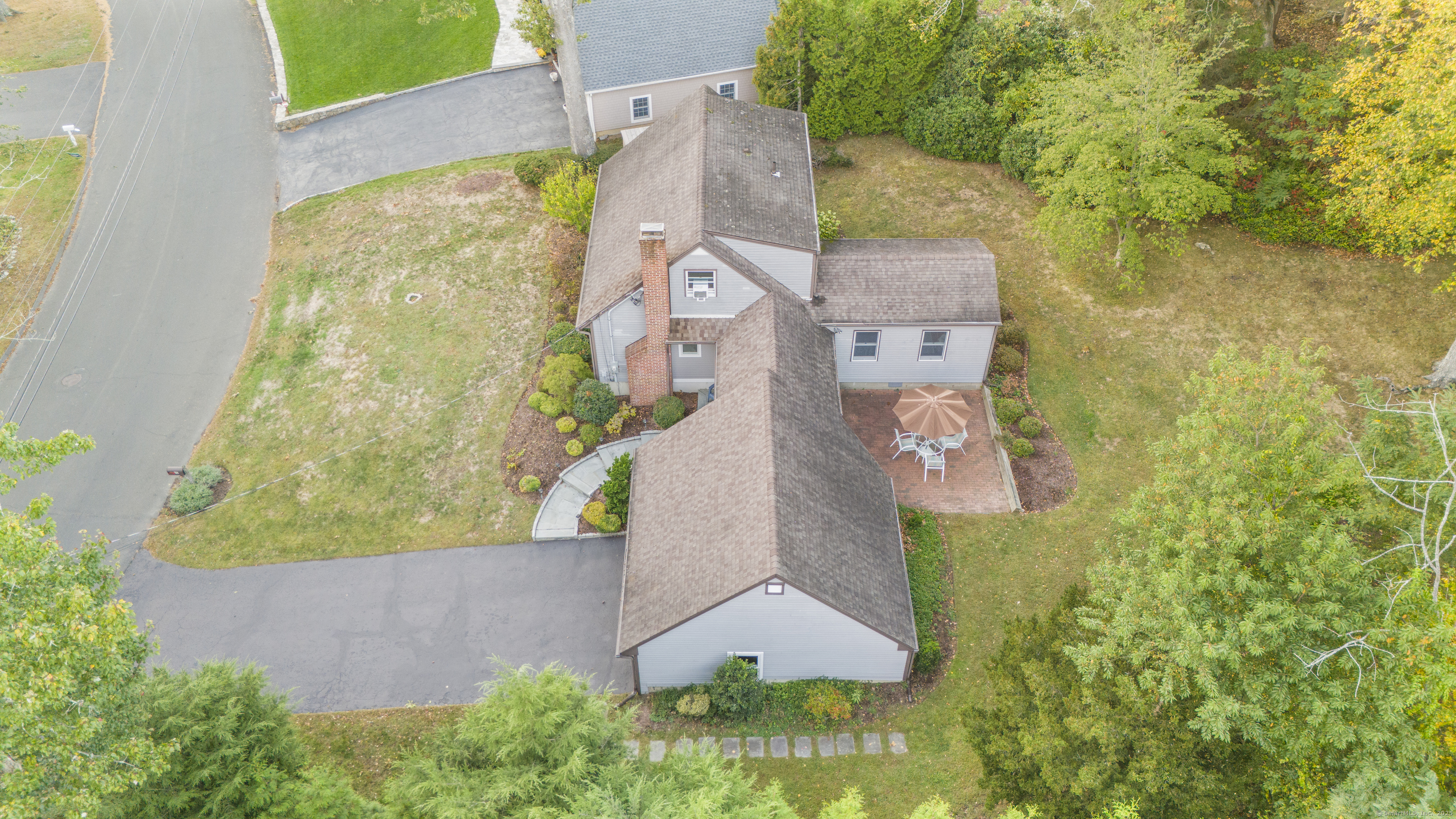 60 Winnepoge Drive