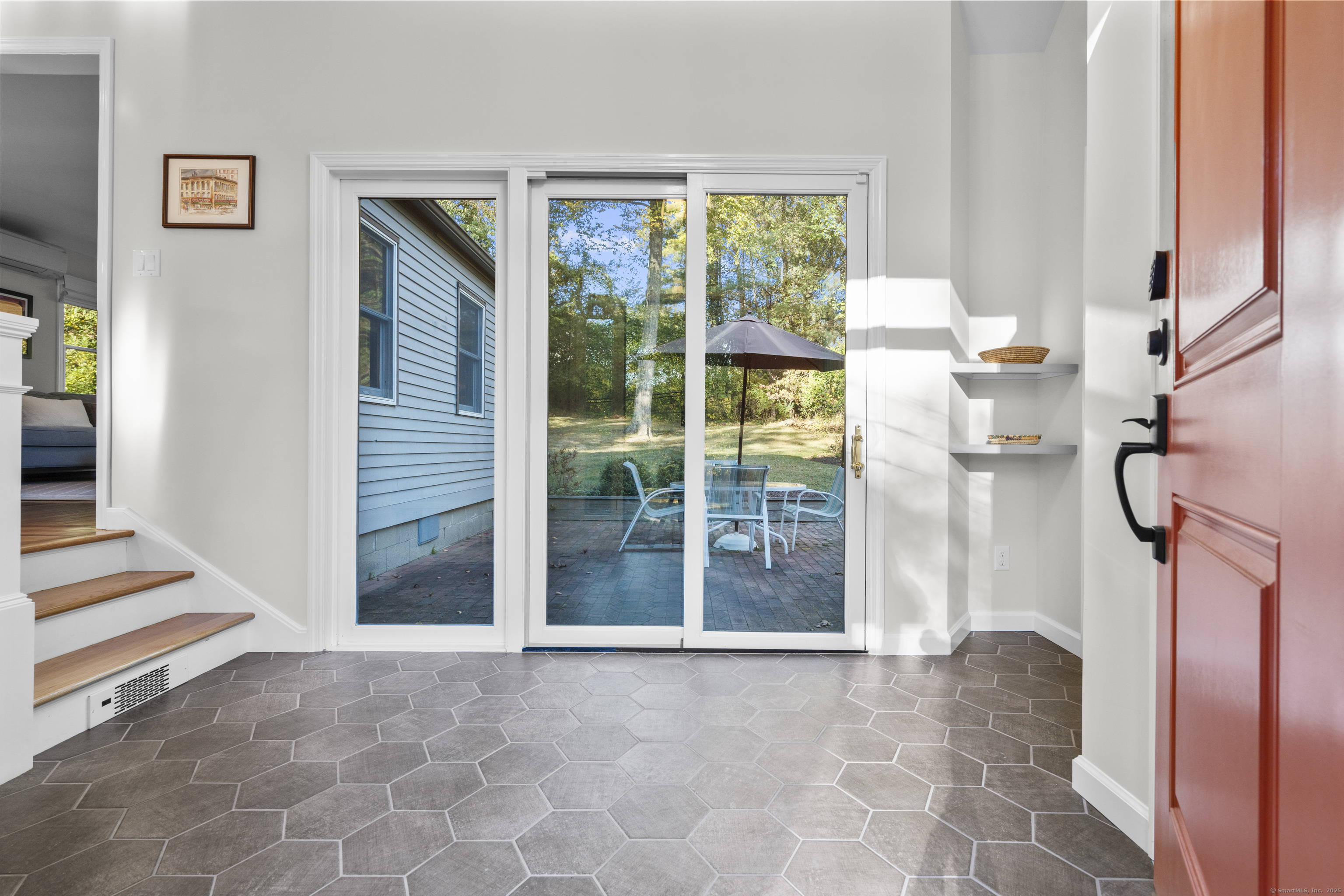 60 Winnepoge Drive