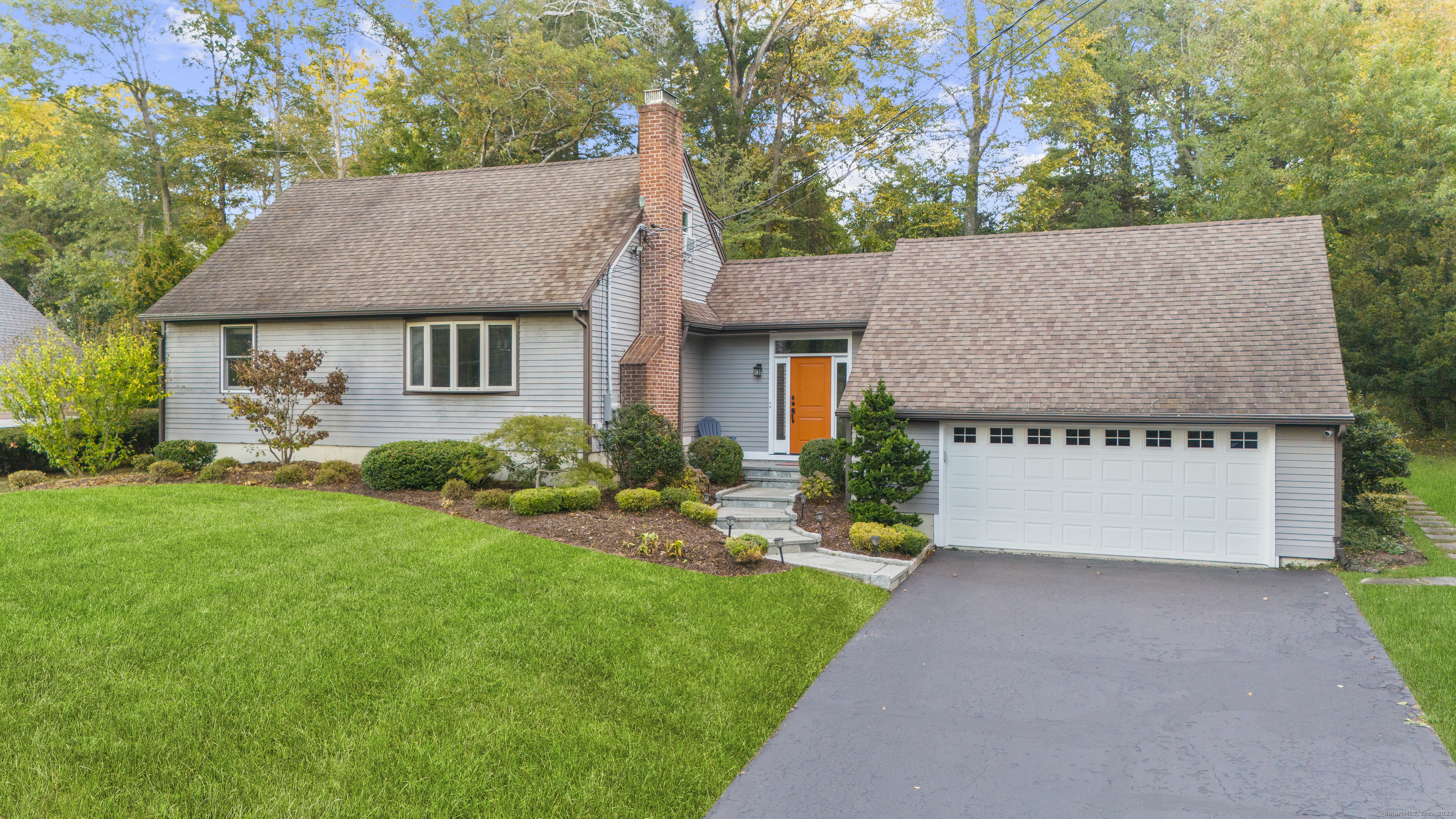 60 Winnepoge Drive