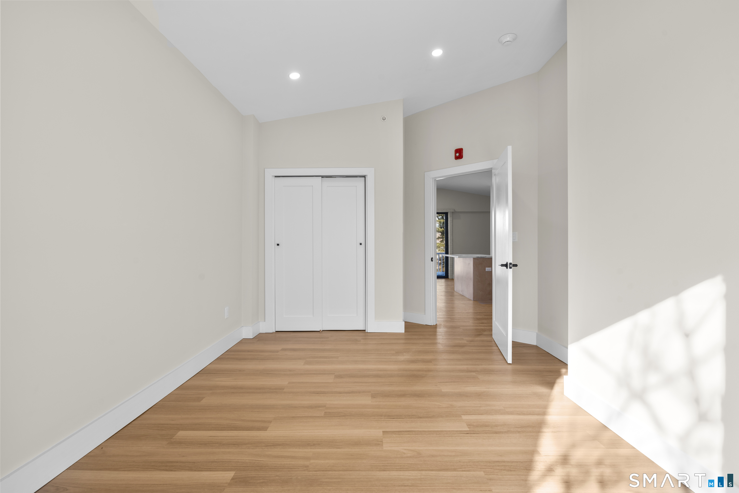 937 Post Road 3A