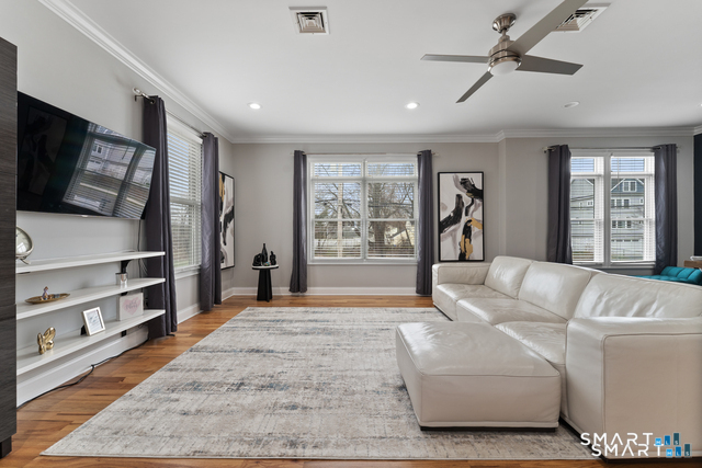 130 Brentwood Avenue