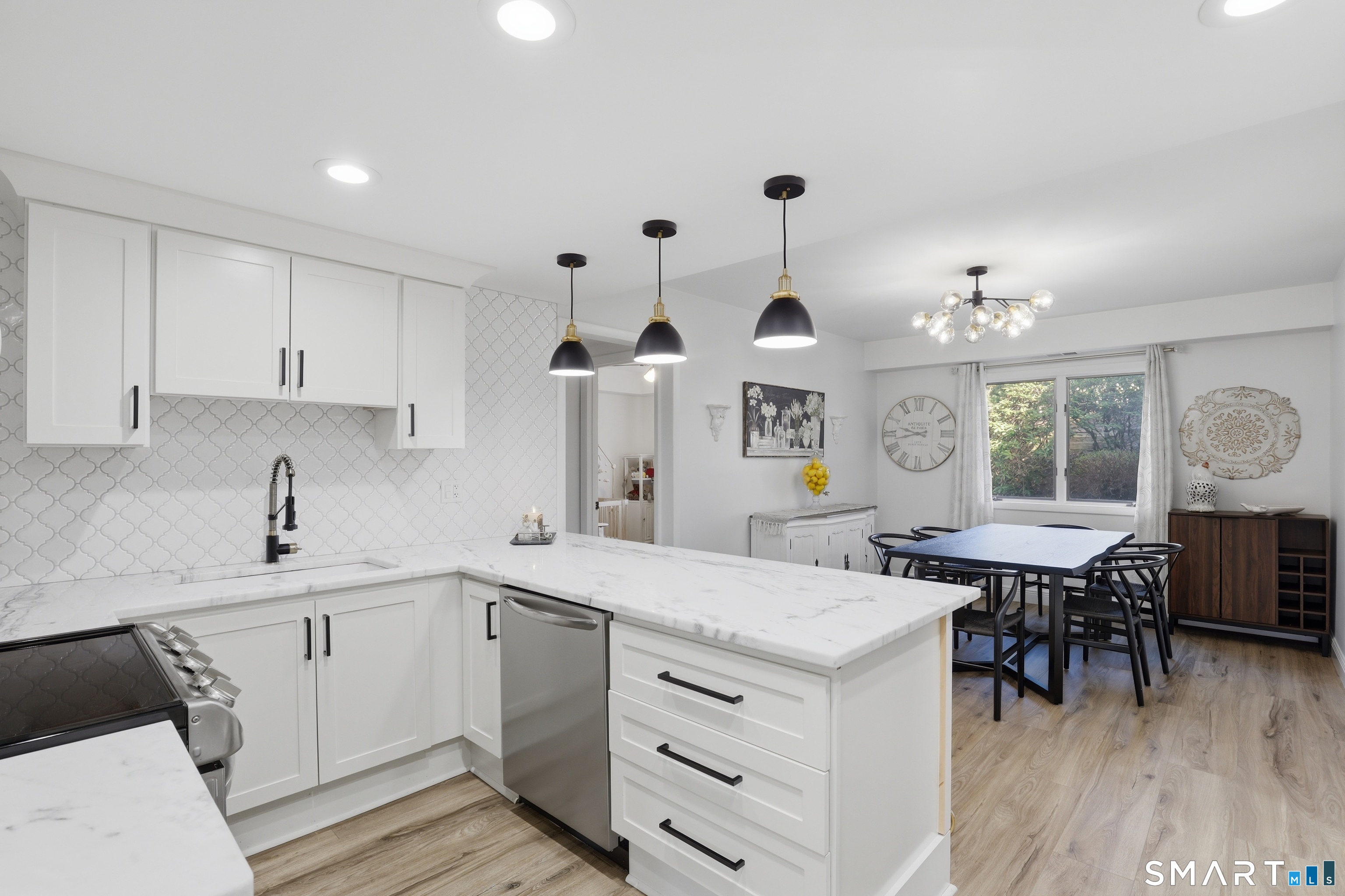 814 Popes Island Road 814