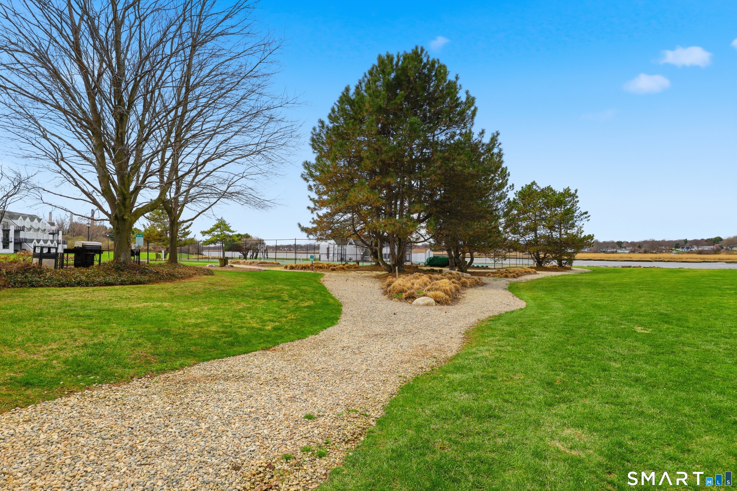 814 Popes Island Road 814