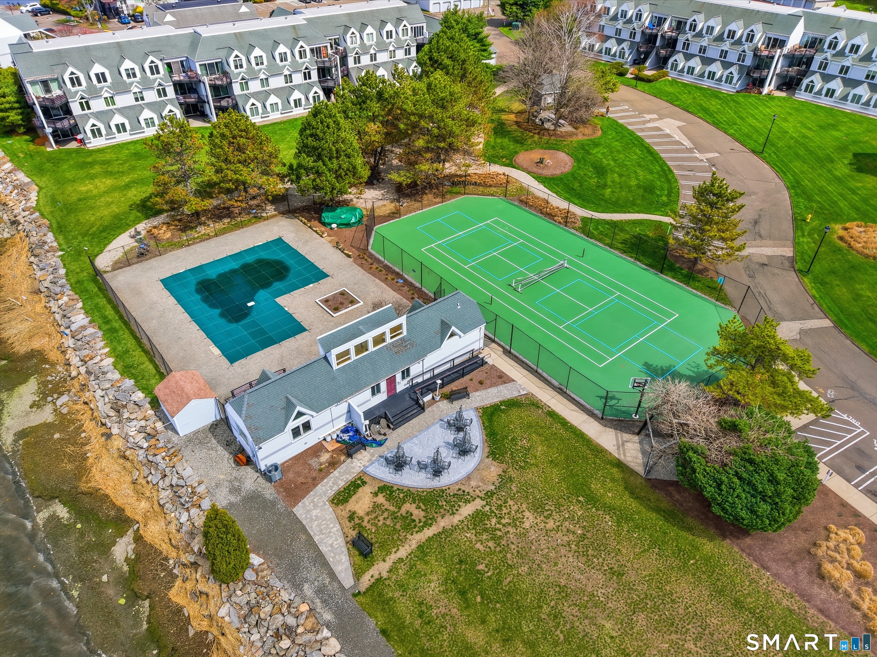 814 Popes Island Road 814