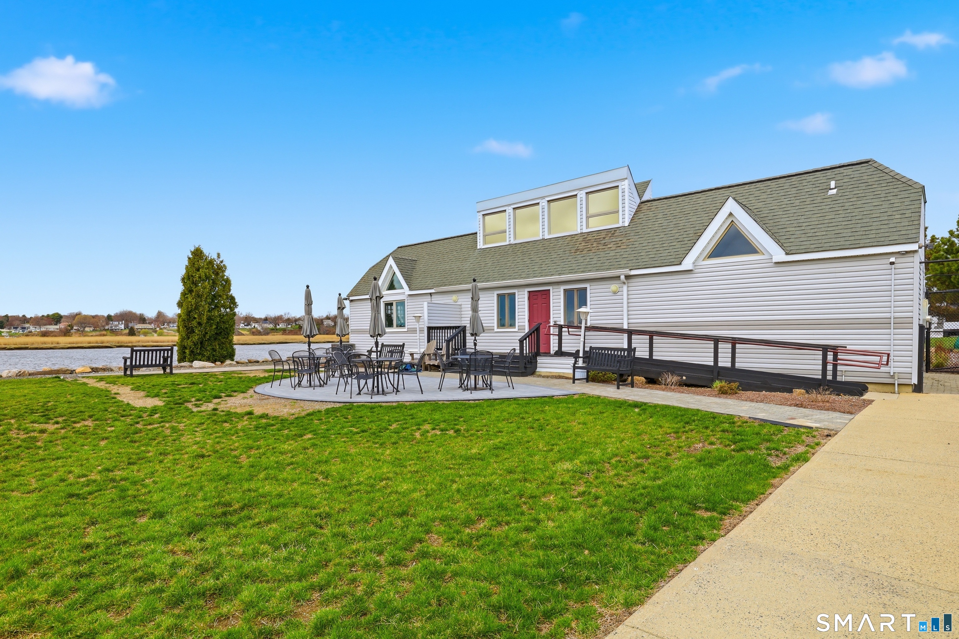 814 Popes Island Road 814