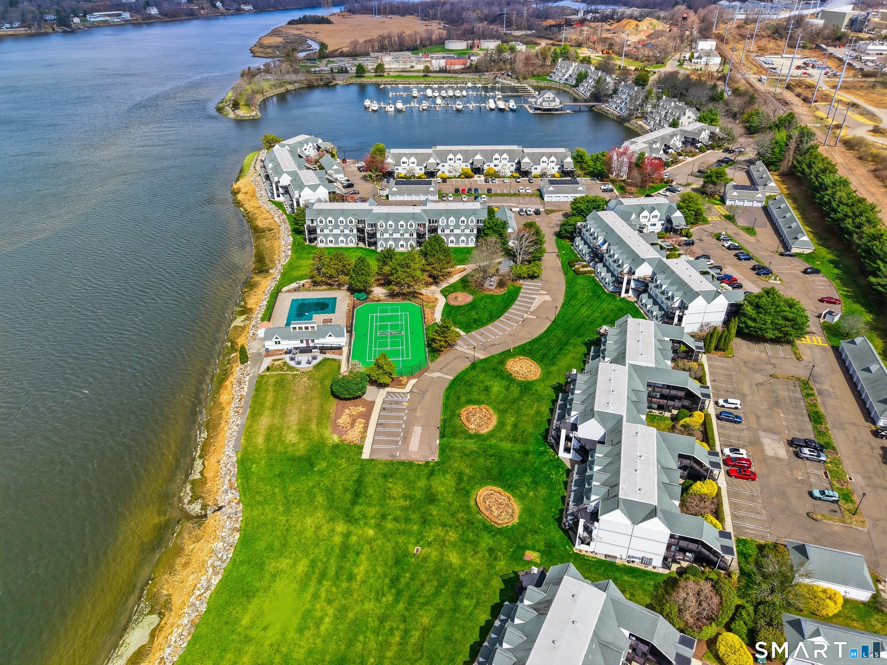 814 Popes Island Road 814