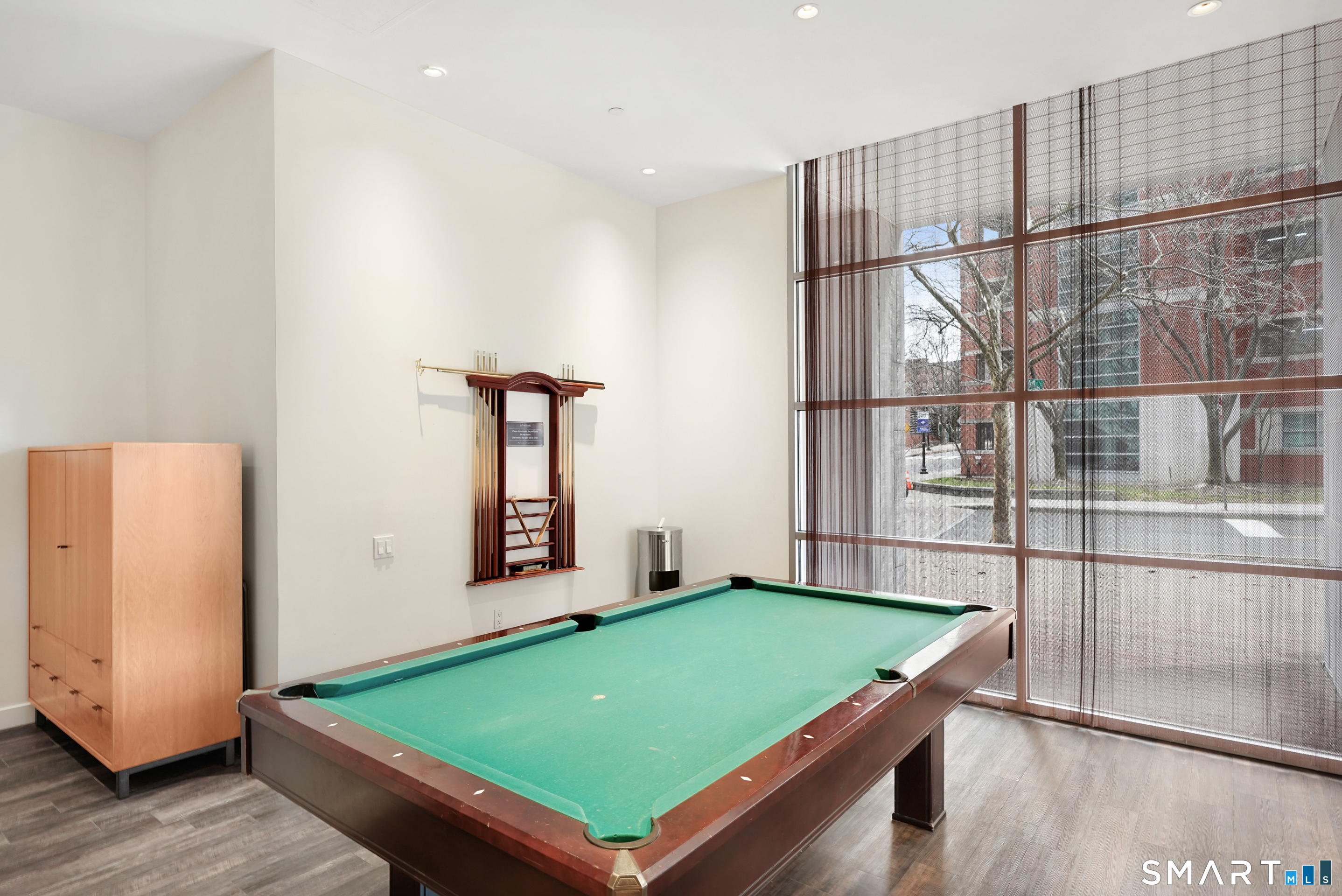 33 North Water Street 607