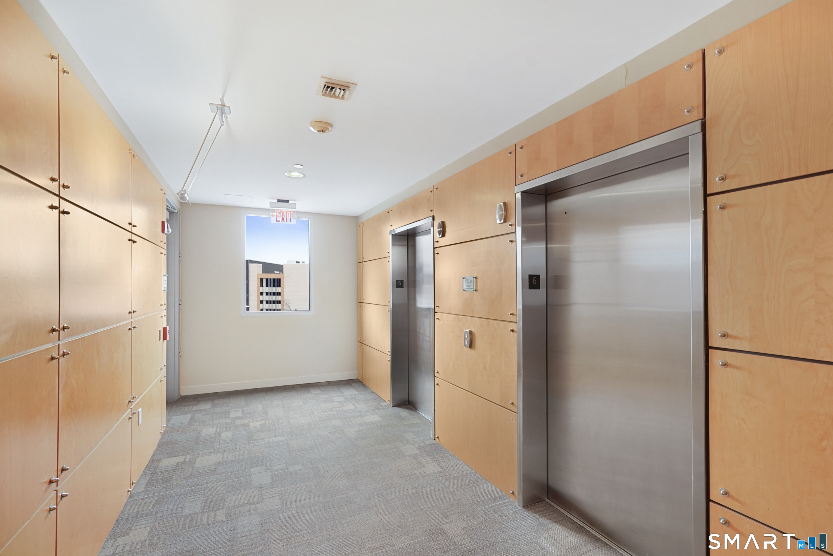 33 North Water Street 607