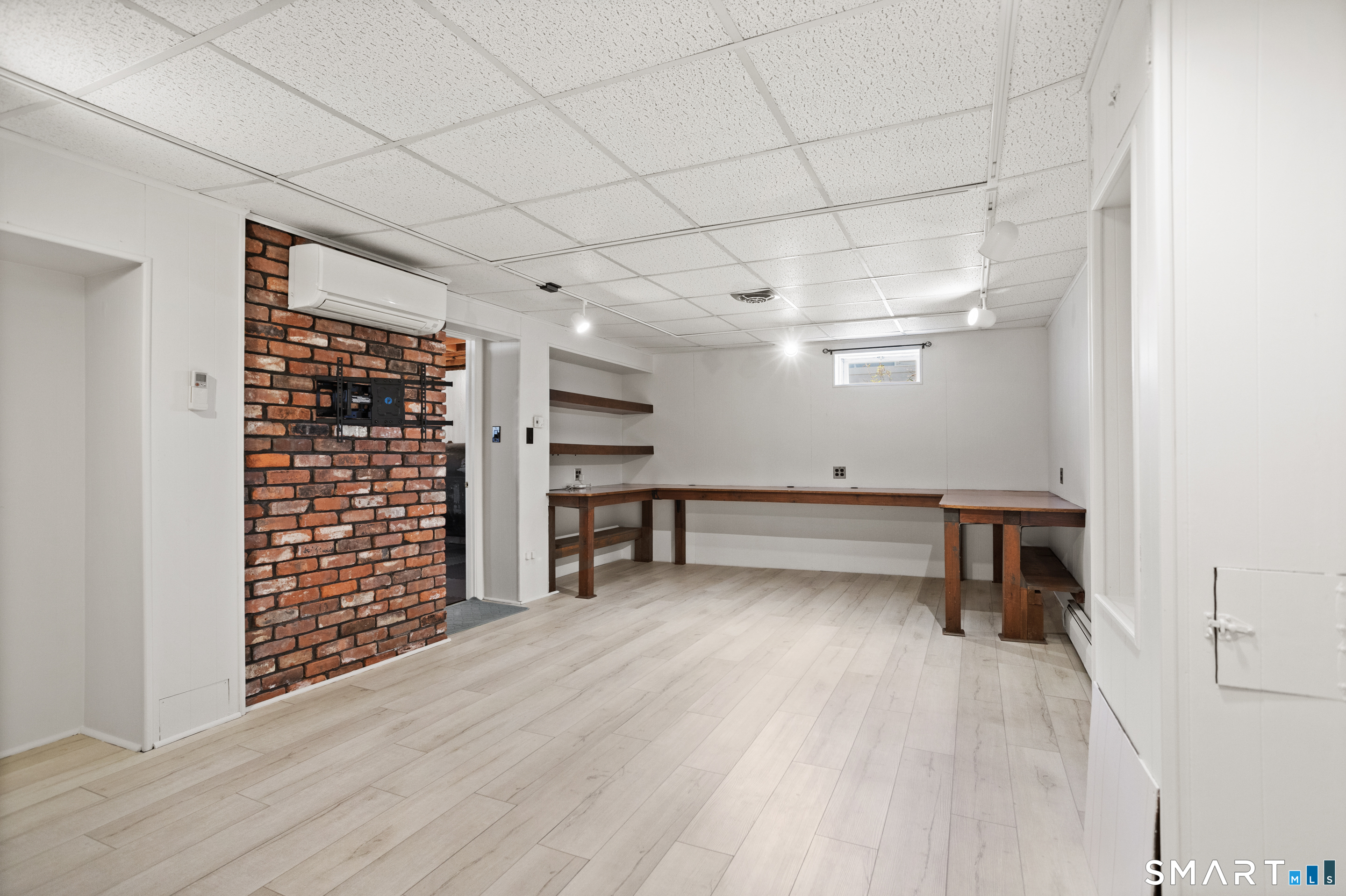 120 Braeside Drive