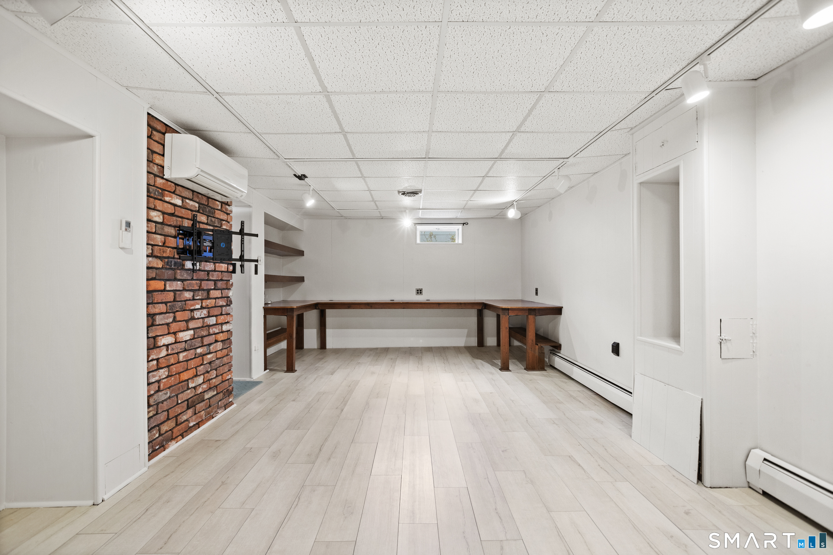 120 Braeside Drive
