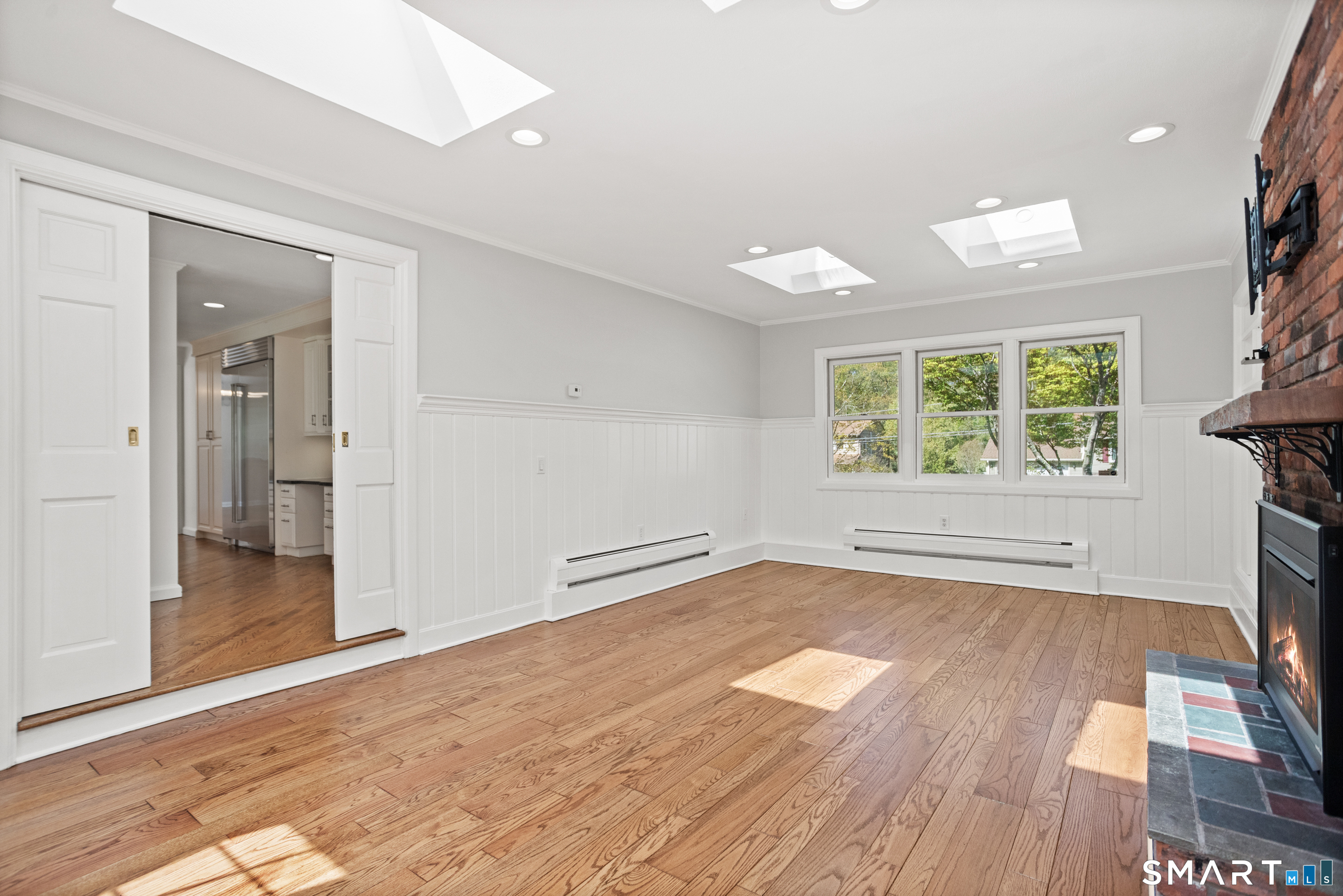 120 Braeside Drive