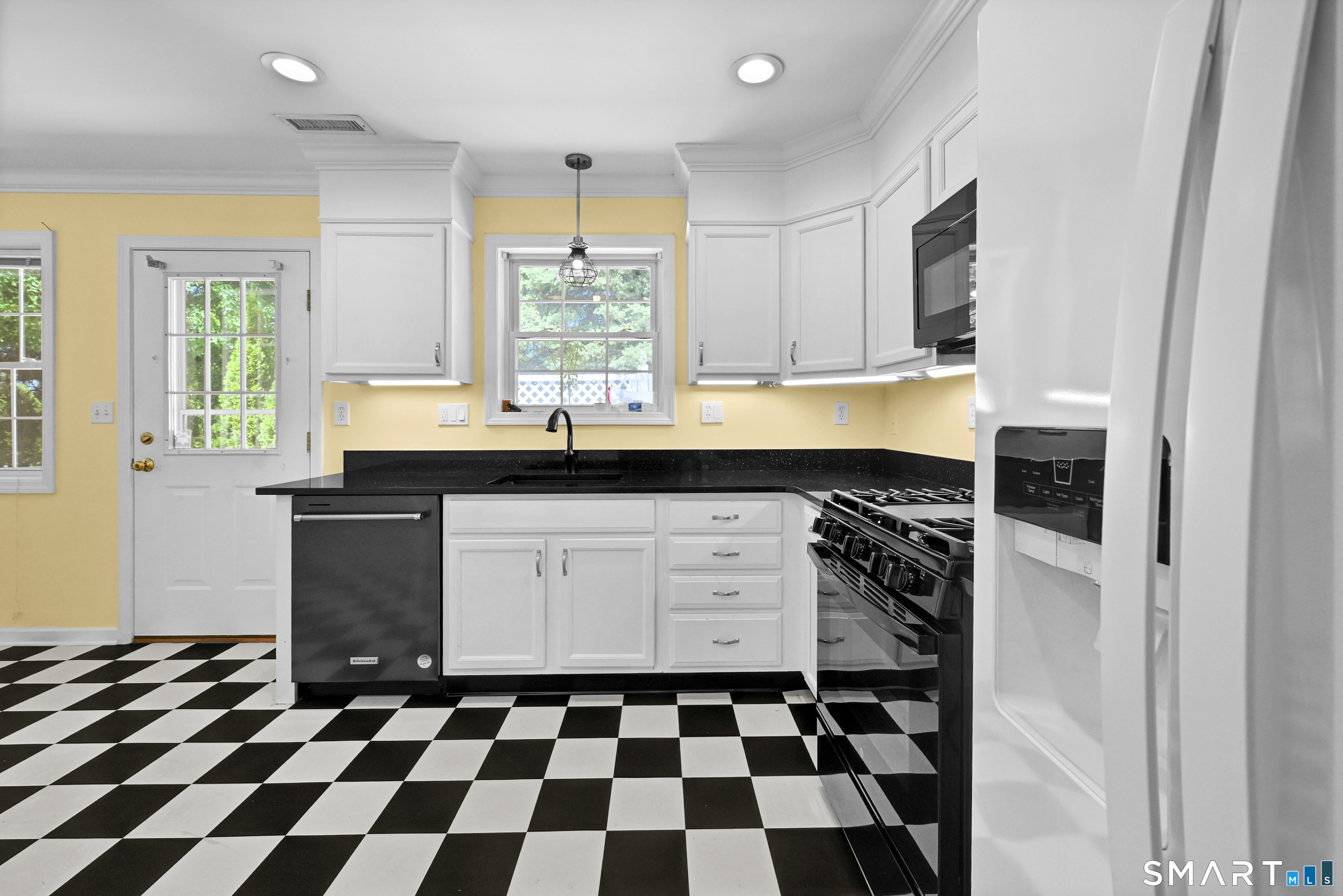 118 Gulf Street Unit: 21