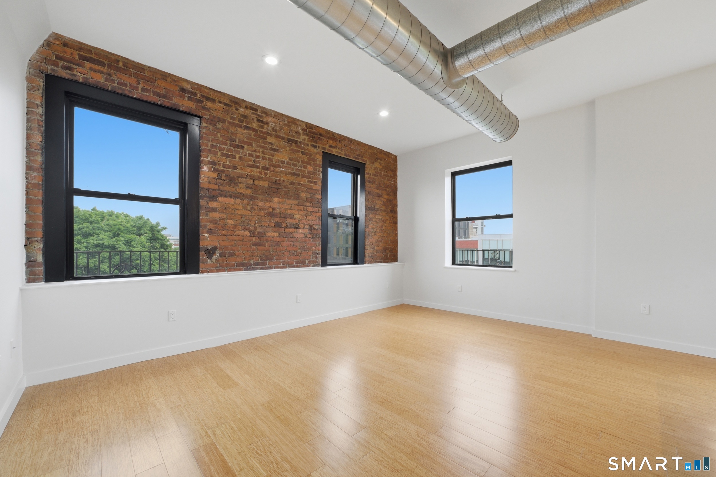 881 Lafayette Boulevard 5H