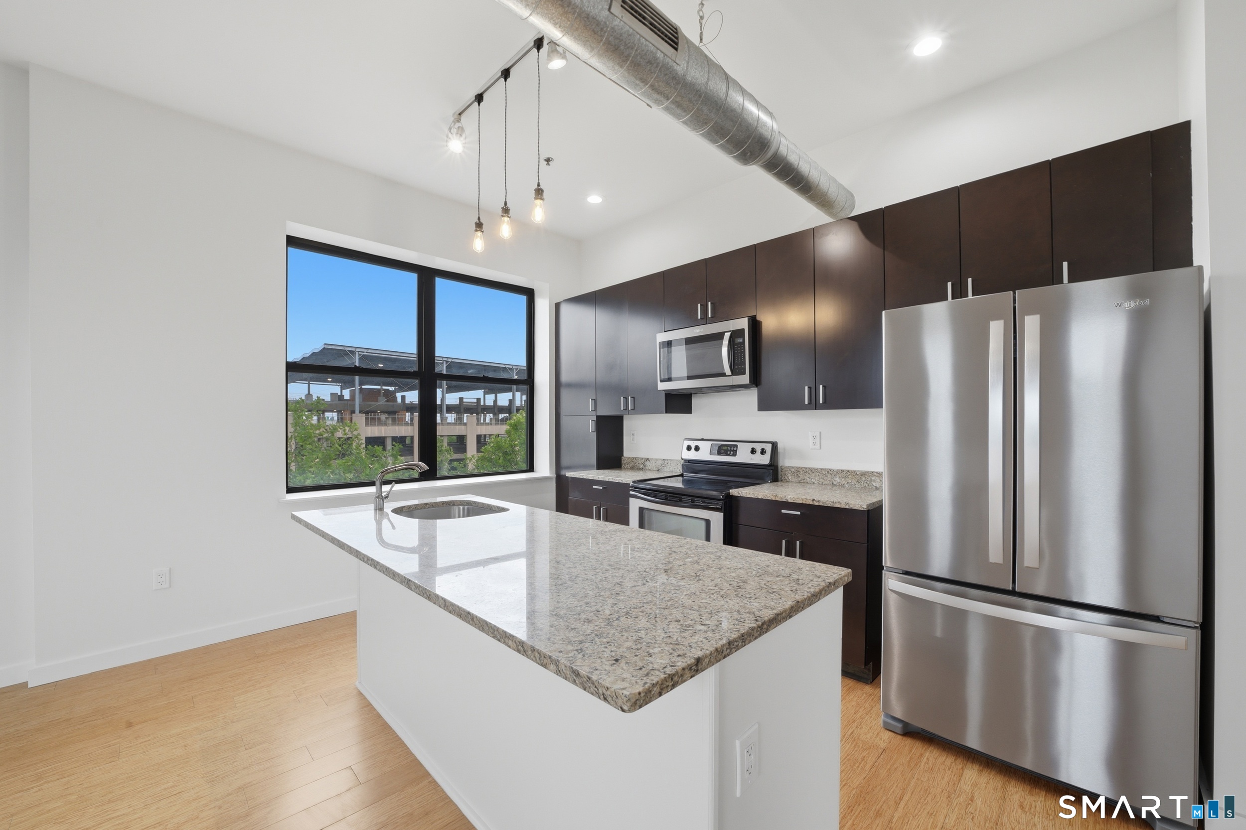881 Lafayette Boulevard 5H
