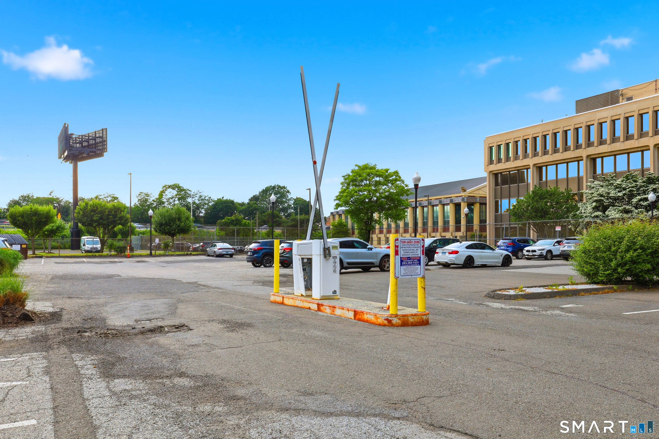 881 Lafayette Boulevard 5H