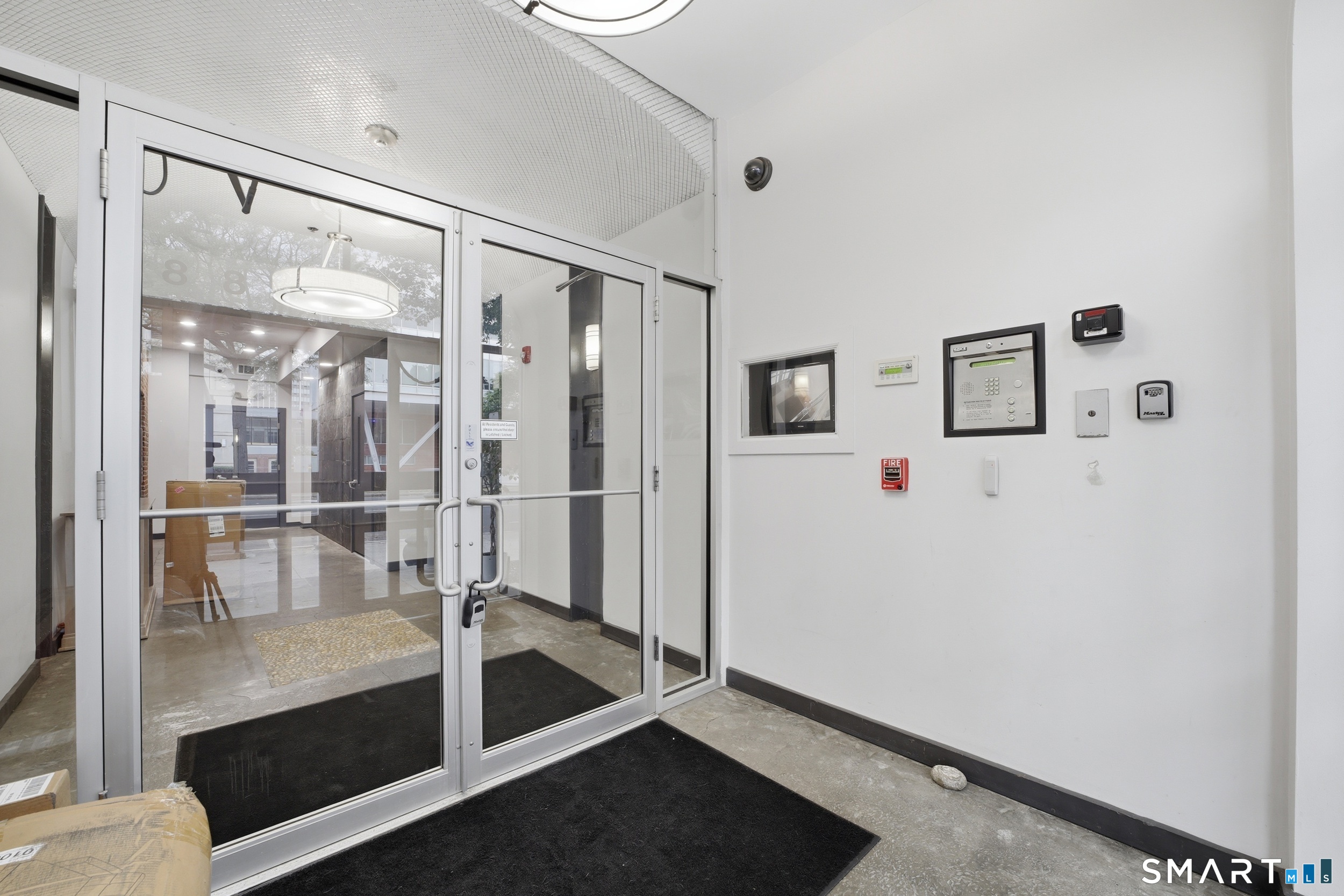 881 Lafayette Boulevard 5H
