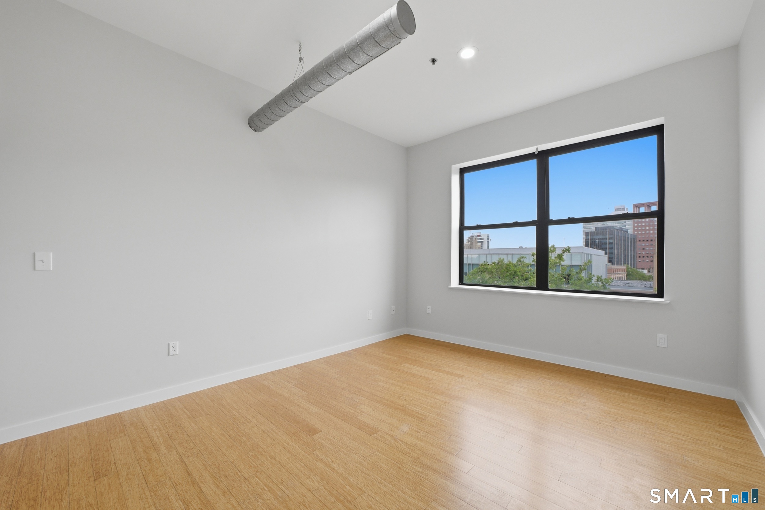 881 Lafayette Boulevard 5H