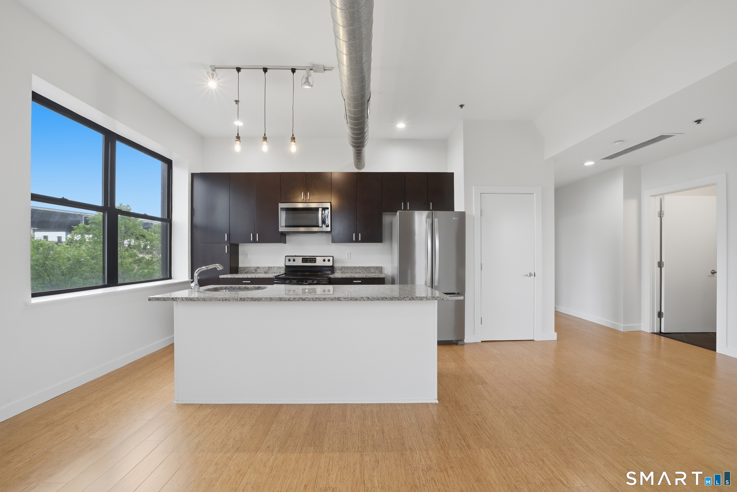 881 Lafayette Boulevard 5H
