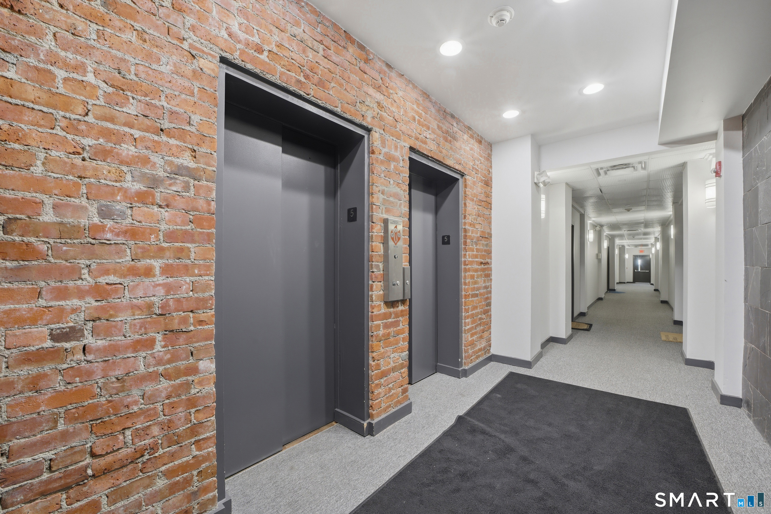 881 Lafayette Boulevard 5H