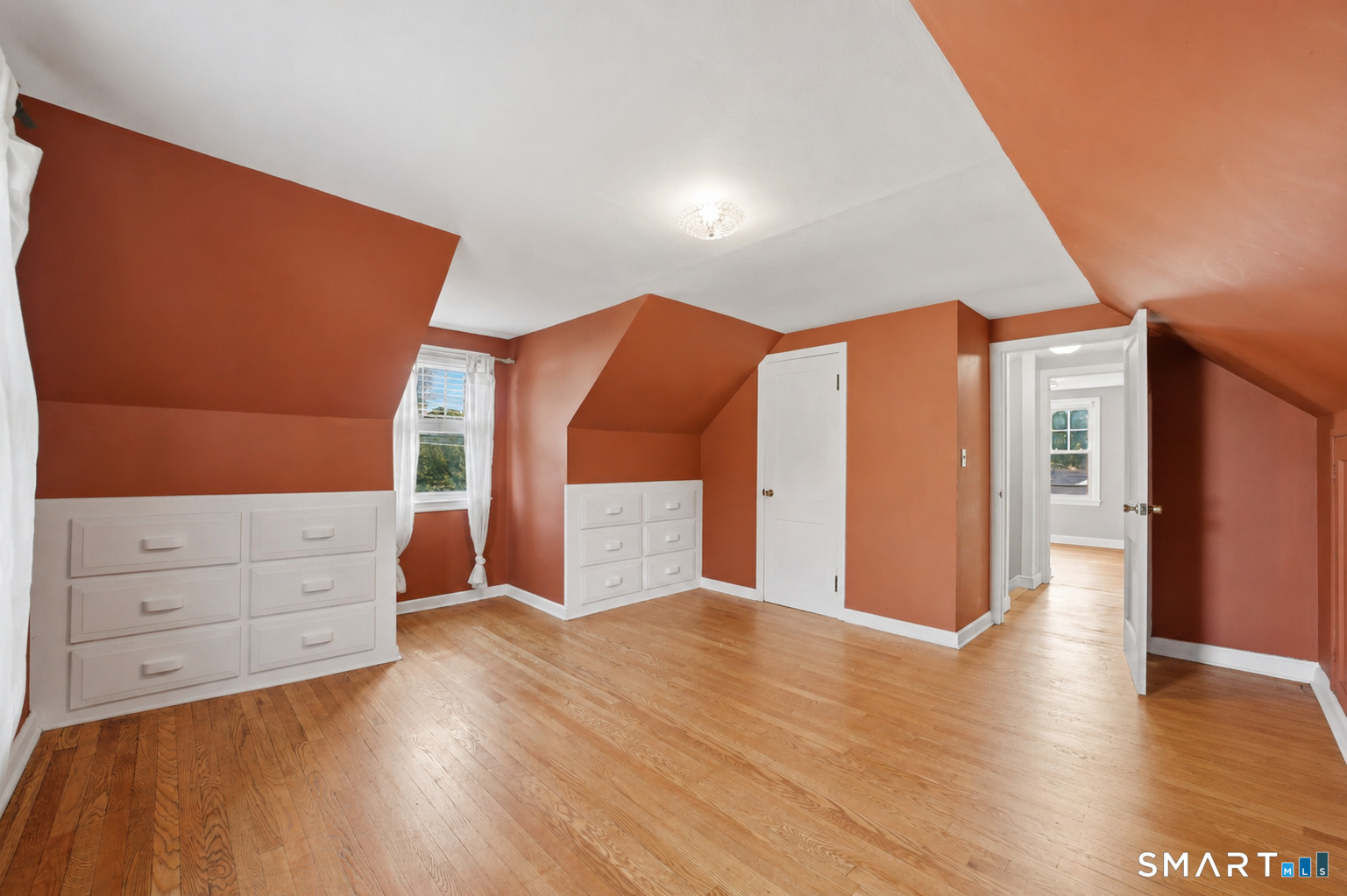168 Kenwood Avenue