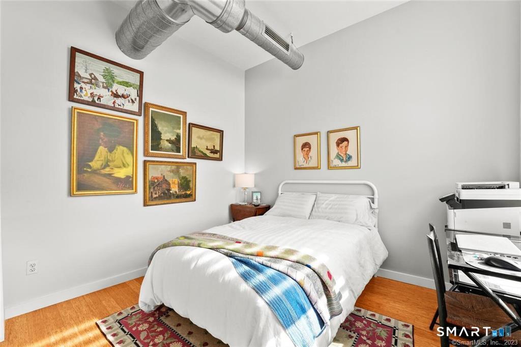 881 Lafayette Boulevard Unit: 1D